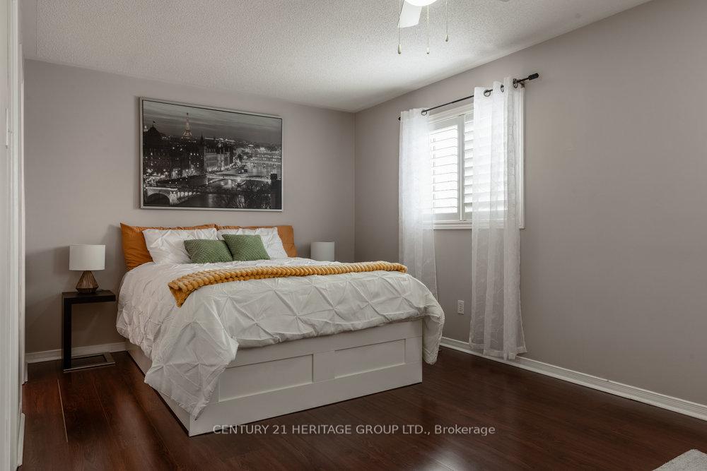 Photo 19 of 66 Fellowes Crescent, Hamilton, Waterdown — HOMEH