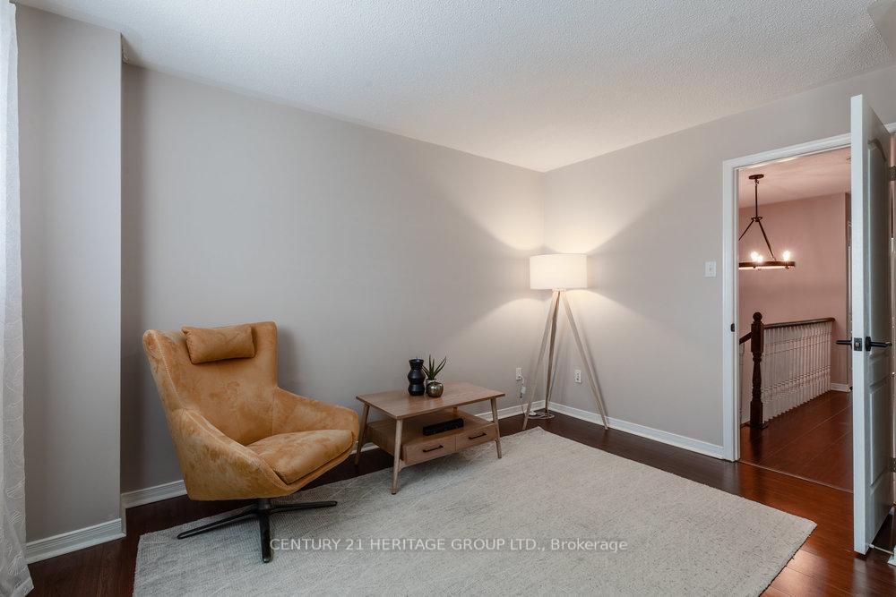 Photo 24 of 66 Fellowes Crescent, Hamilton, Waterdown — HOMEH