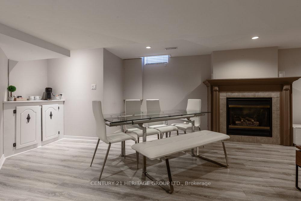 Photo 38 of 66 Fellowes Crescent, Hamilton, Waterdown — HOMEH