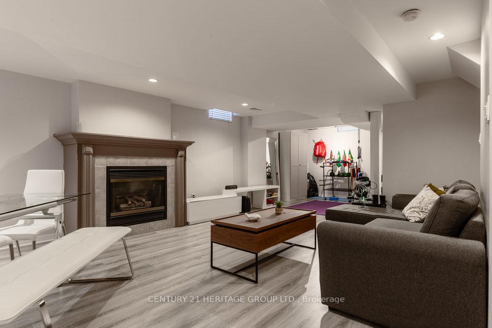 Photo 39 of 66 Fellowes Crescent, Hamilton, Waterdown — HOMEH