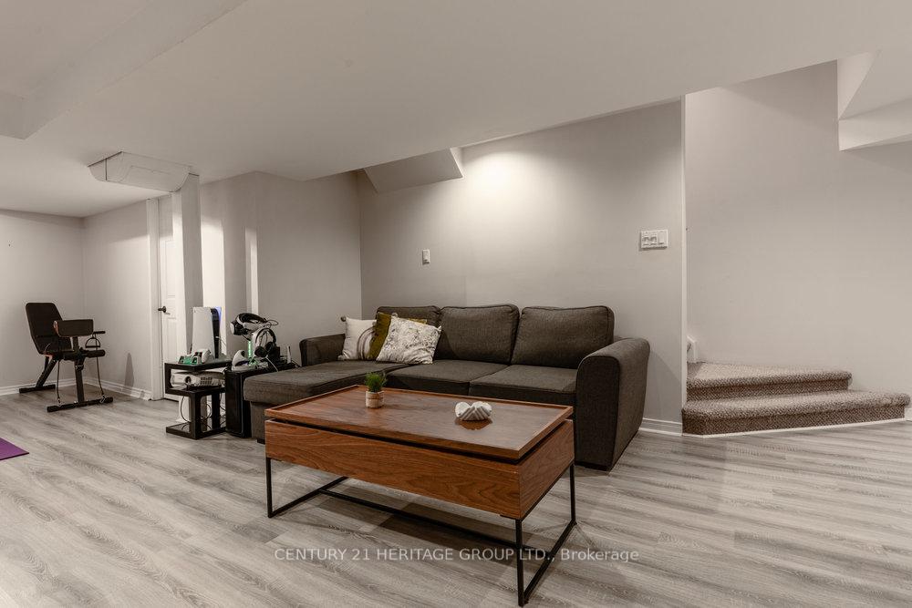 Photo 40 of 66 Fellowes Crescent, Hamilton, Waterdown — HOMEH