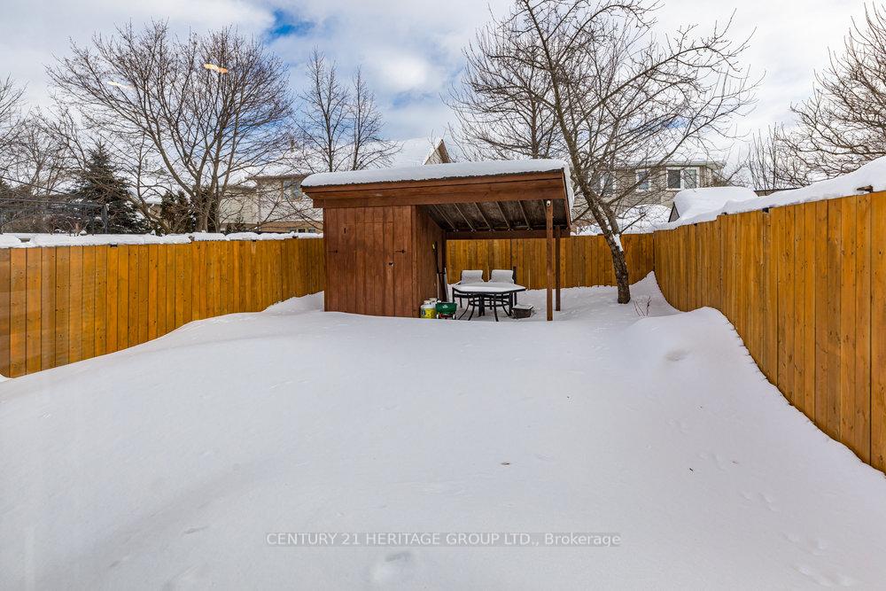 Photo 44 of 66 Fellowes Crescent, Hamilton, Waterdown — HOMEH