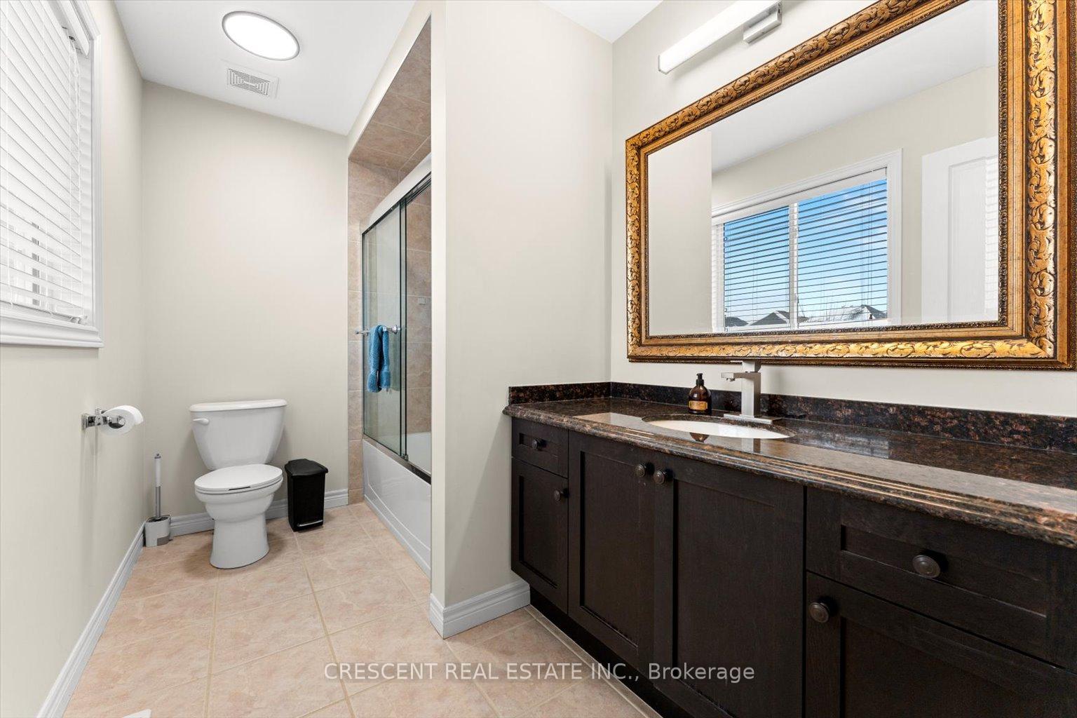 Photo 18 of 28 Irwin Avenue, Hamilton, Meadowlands — HOMEH