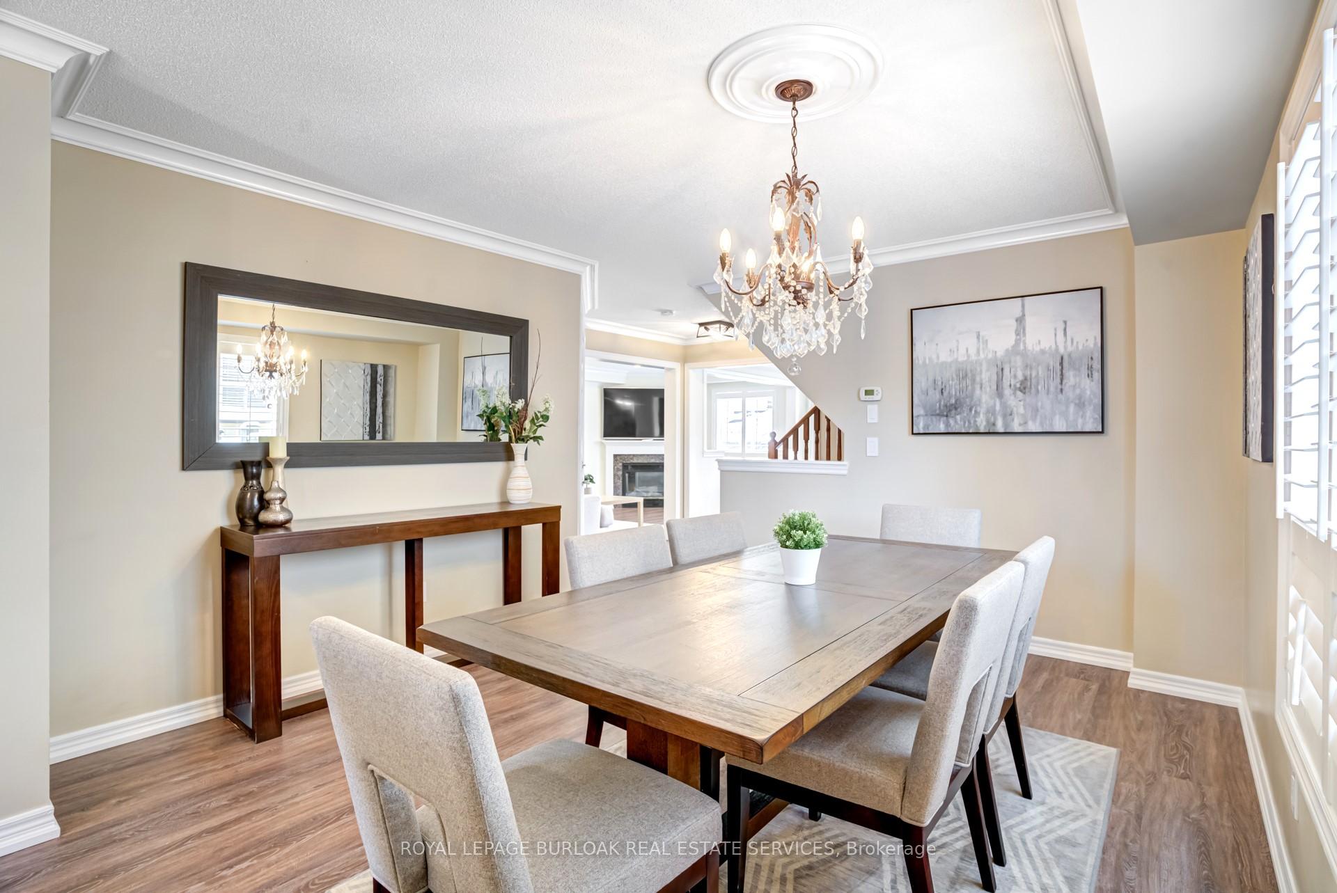 Photo 3 of 175 Spring Creek Drive, Hamilton, Waterdown — HOMEH