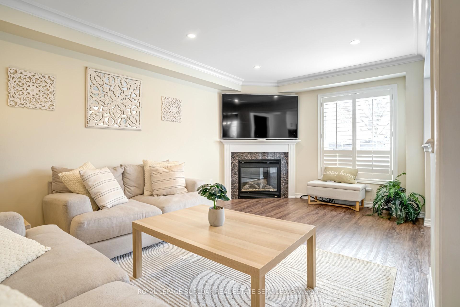 Photo 7 of 175 Spring Creek Drive, Hamilton, Waterdown — HOMEH