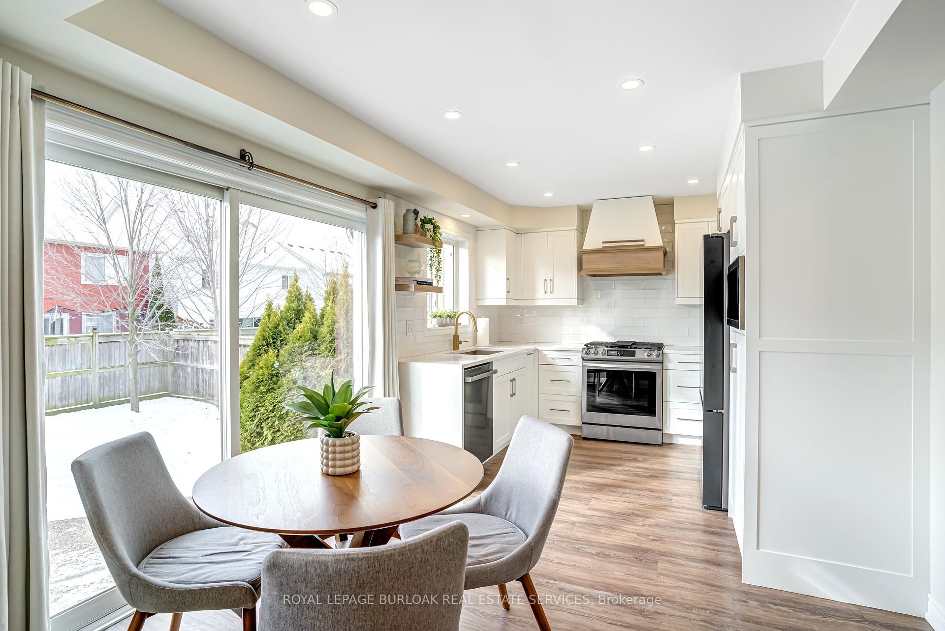 Photo 12 of 175 Spring Creek Drive, Hamilton, Waterdown — HOMEH