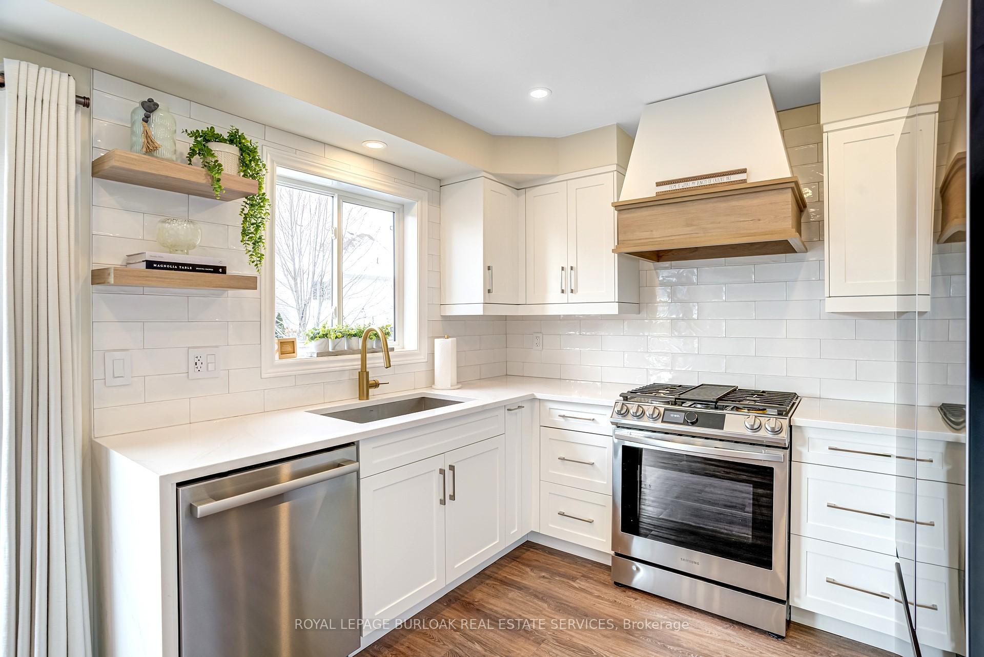 Photo 14 of 175 Spring Creek Drive, Hamilton, Waterdown — HOMEH