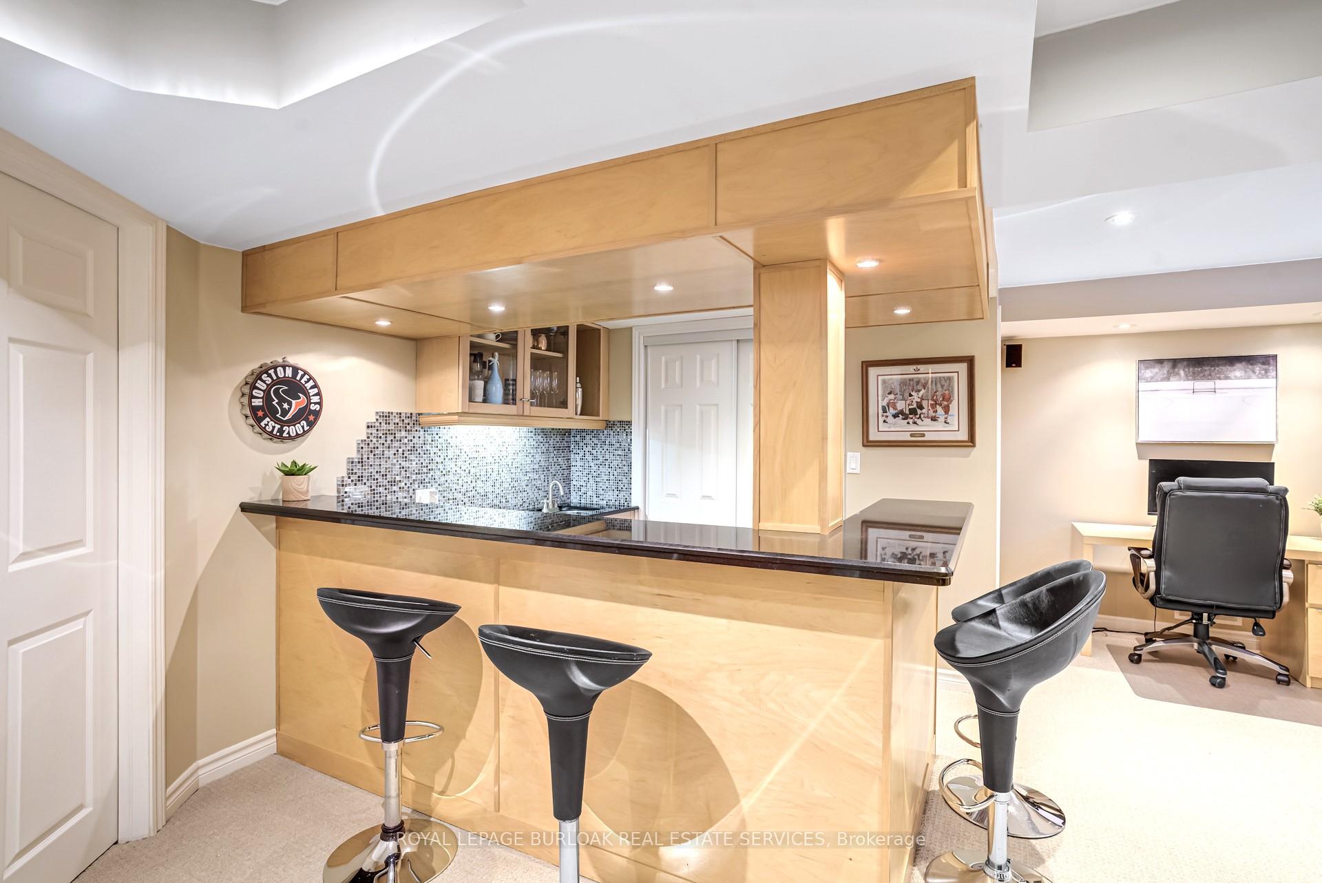 Photo 32 of 175 Spring Creek Drive, Hamilton, Waterdown — HOMEH