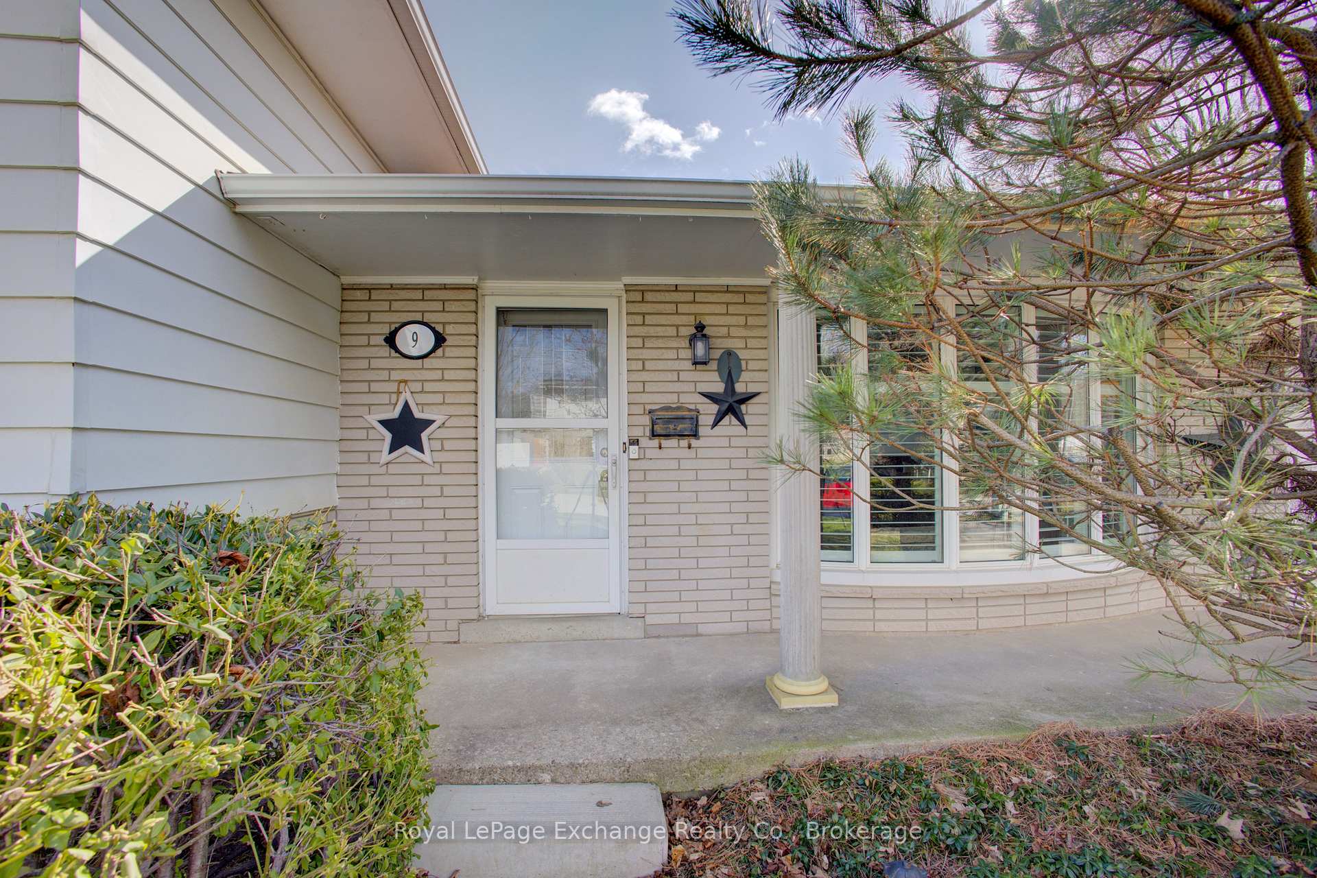 Photo 24 of 9 Orchard Avenue, Hamilton, Dundas — HOMEH