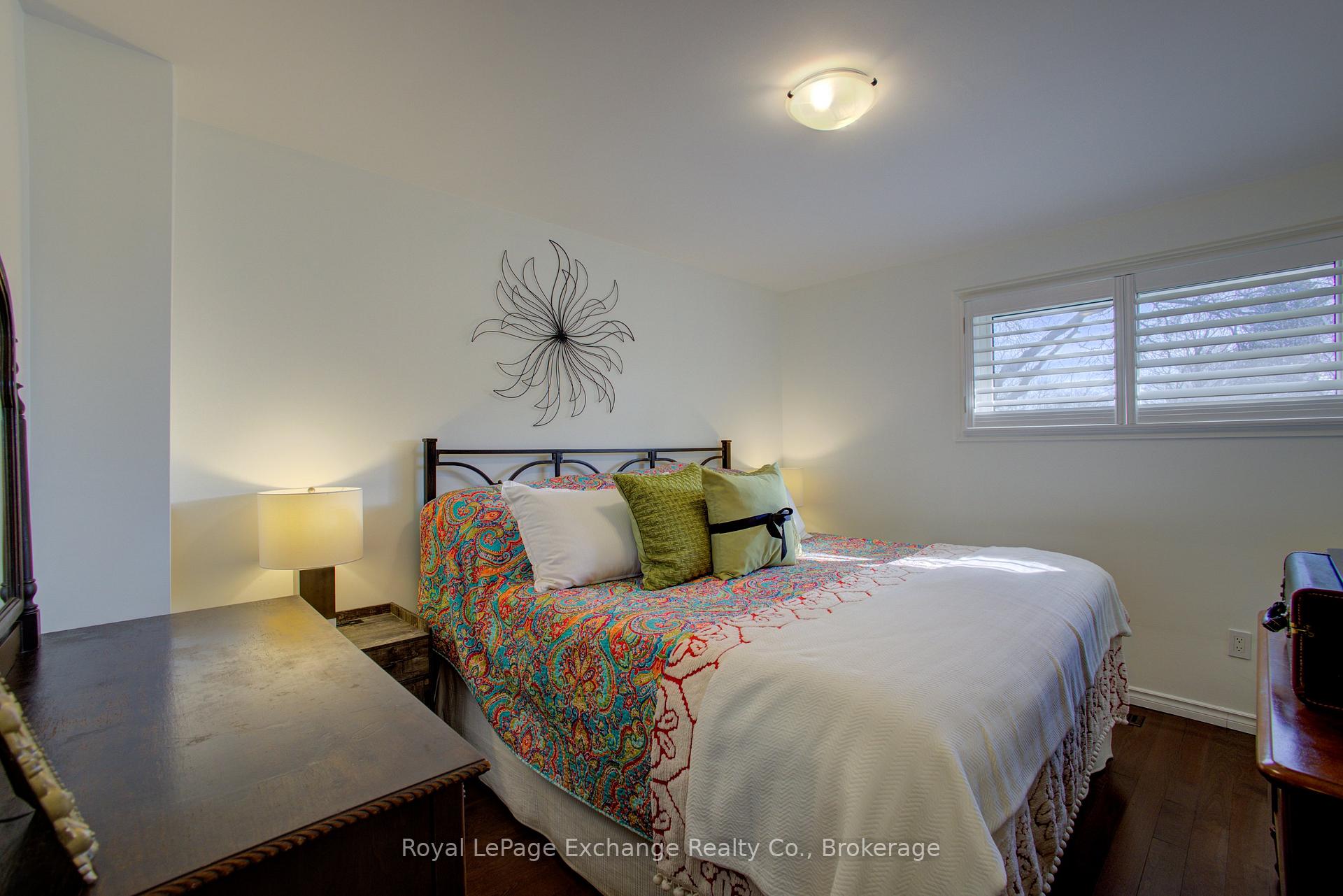 Photo 39 of 9 Orchard Avenue, Hamilton, Dundas — HOMEH