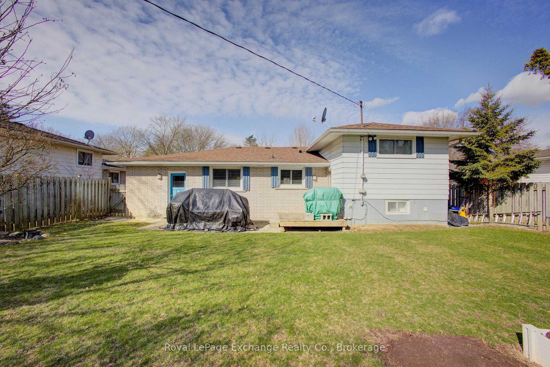 Photo 52 of 9 Orchard Avenue, Hamilton, Dundas — HOMEH