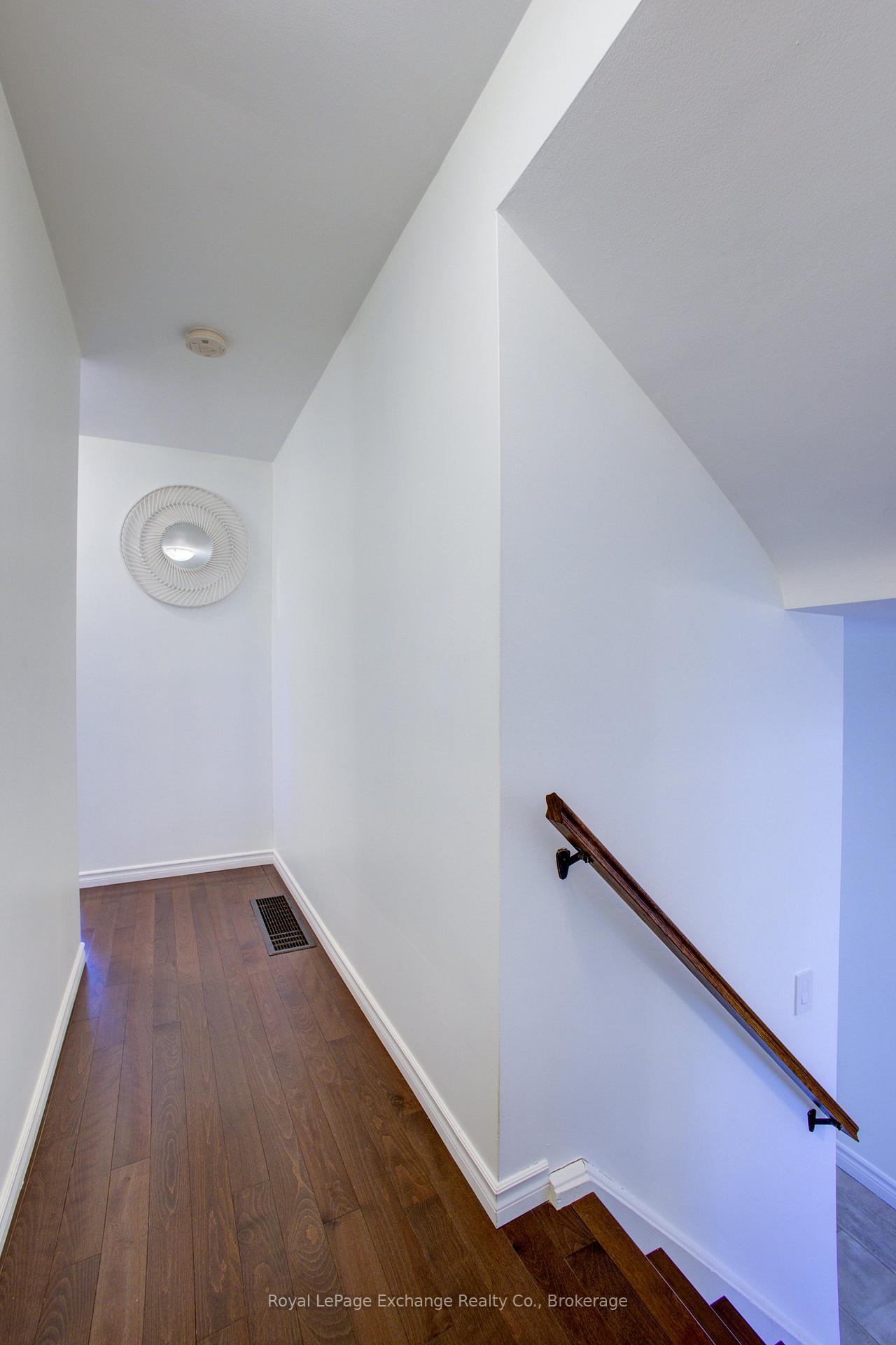 Photo 19 of 9 Orchard Avenue, Hamilton, Dundas — HOMEH