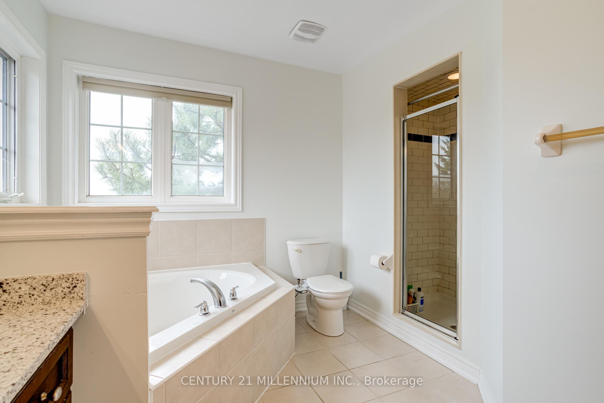 Photo 22 of 110 Dewside Drive, Brampton, Sandringham-Wellington — HOMEH