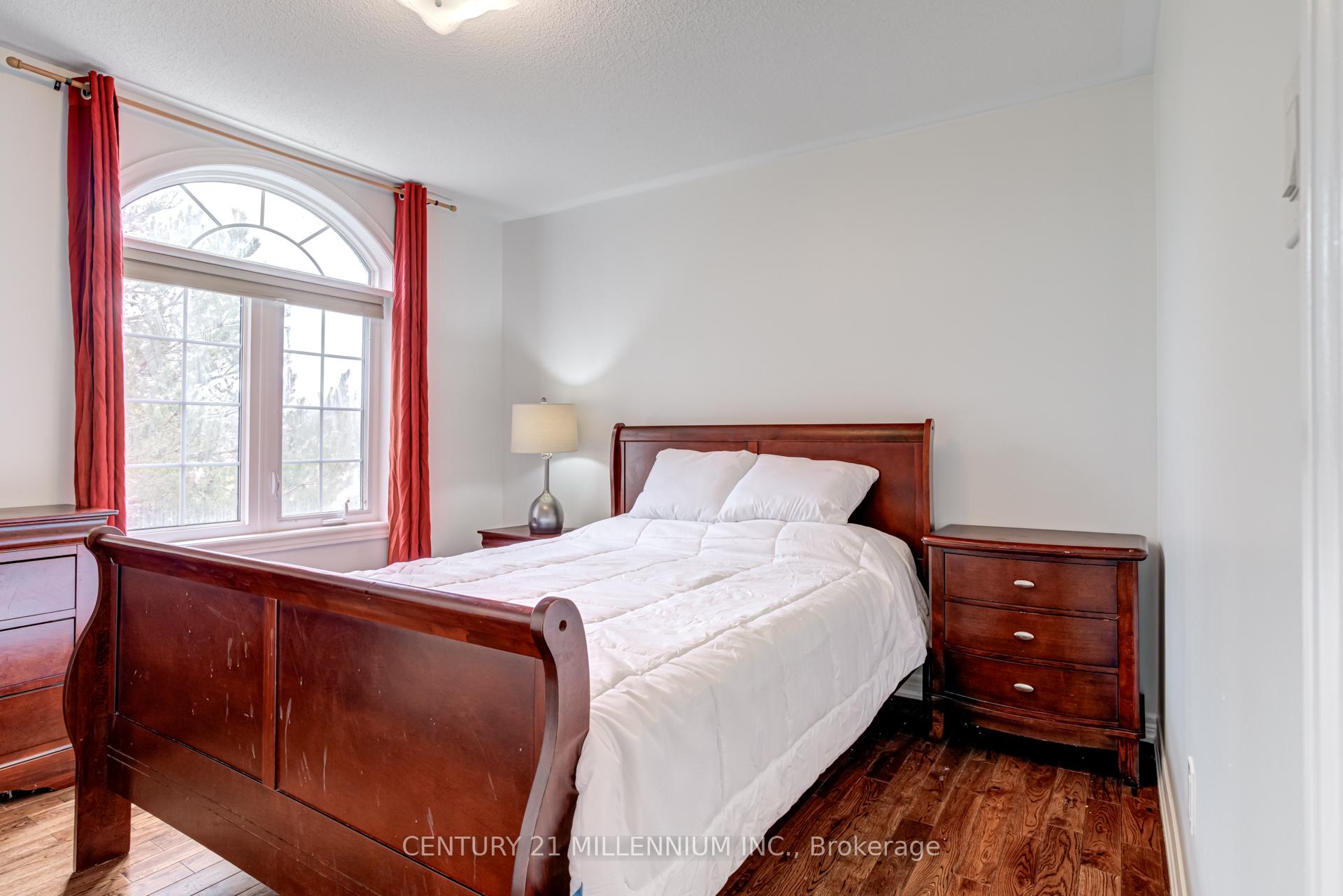 Photo 23 of 110 Dewside Drive, Brampton, Sandringham-Wellington — HOMEH
