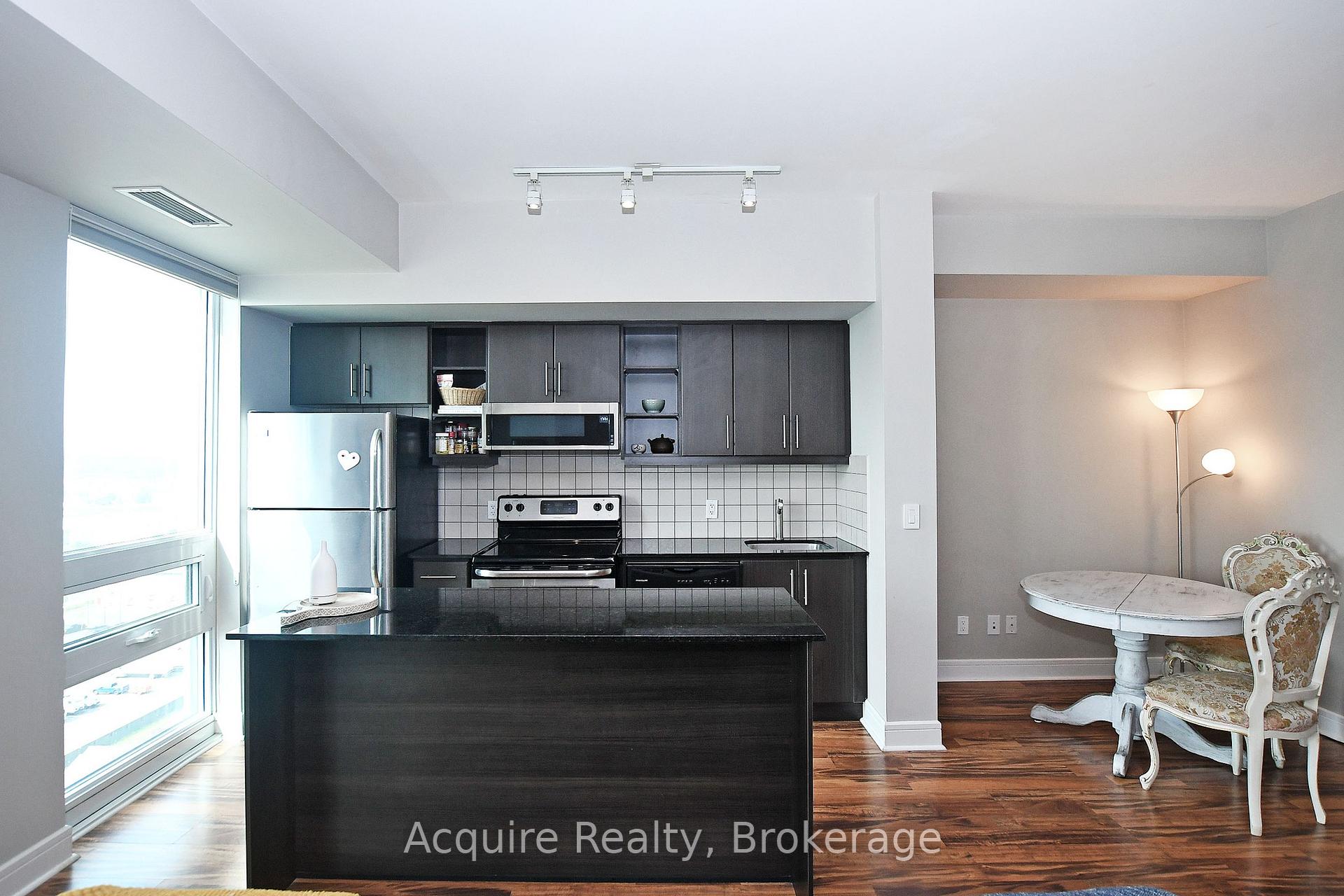 Photo 7 of Unit LPH09, 35 Brian Peck Crescent, Toronto, Thorncliffe Park — HOMEH