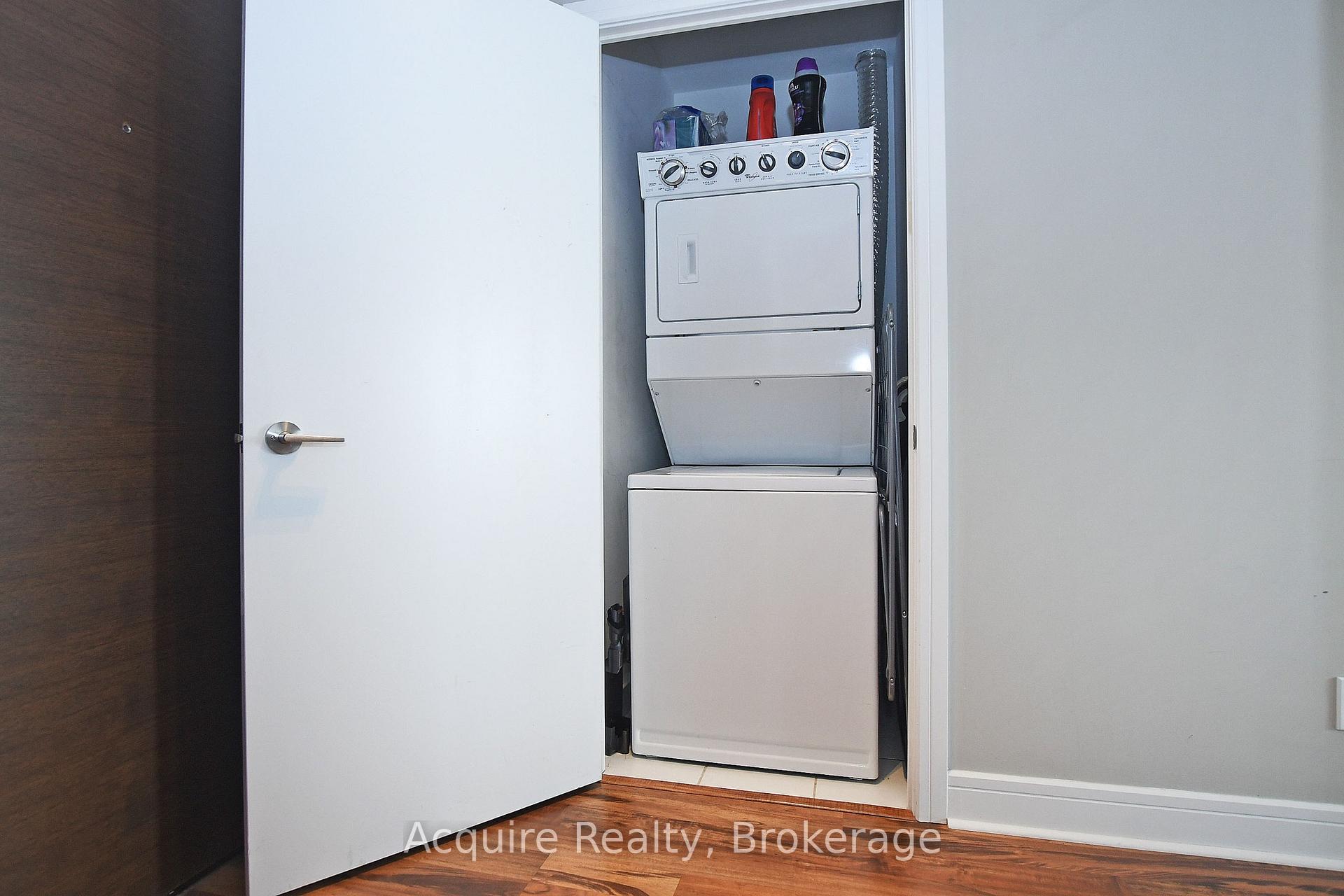 Photo 13 of Unit LPH09, 35 Brian Peck Crescent, Toronto, Thorncliffe Park — HOMEH