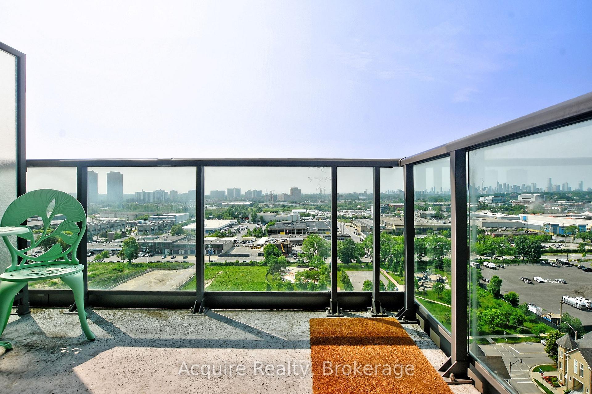Photo 14 of Unit LPH09, 35 Brian Peck Crescent, Toronto, Thorncliffe Park — HOMEH