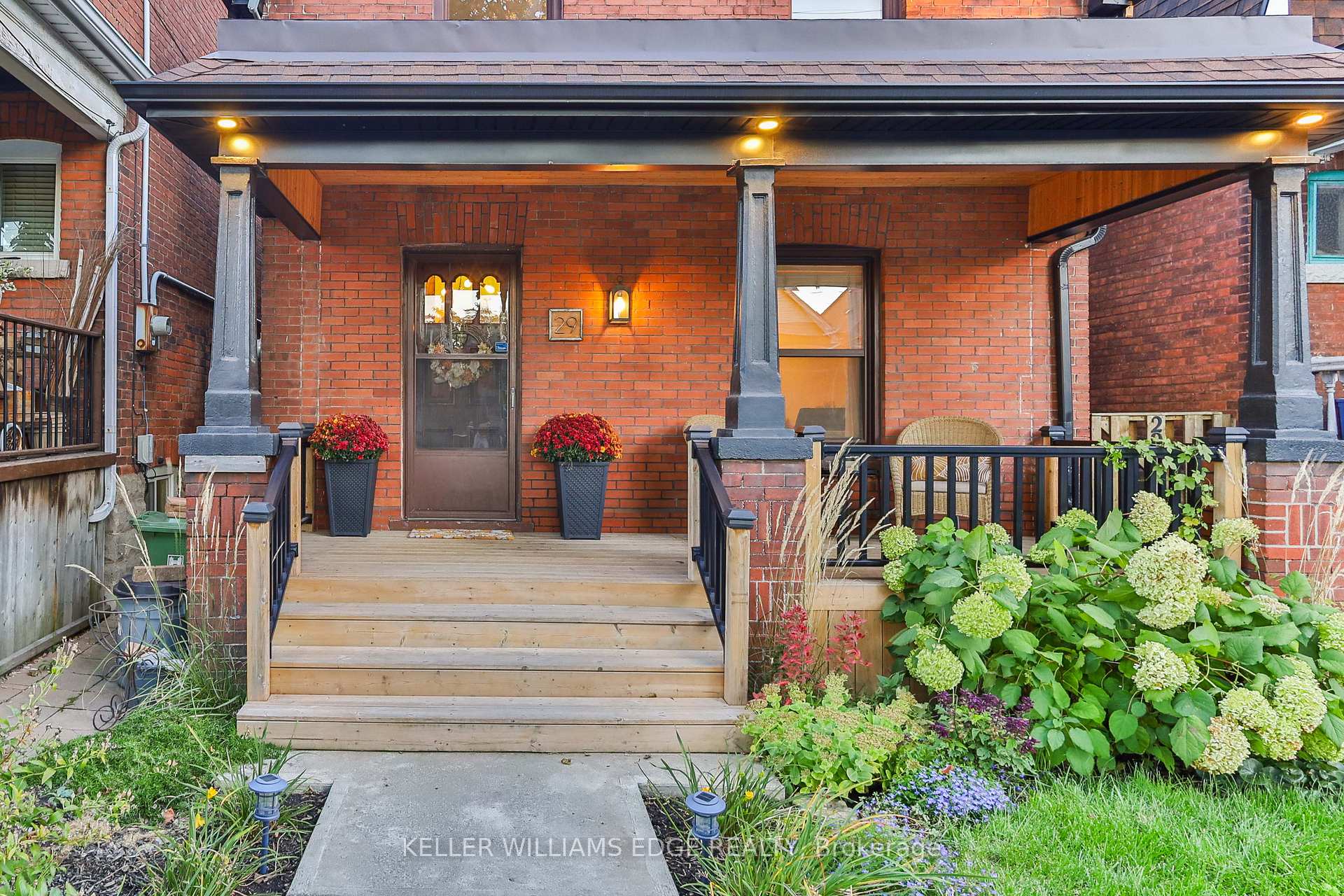 Photo 3 of 29 East 21st Street, Hamilton, Eastmount — HOMEH