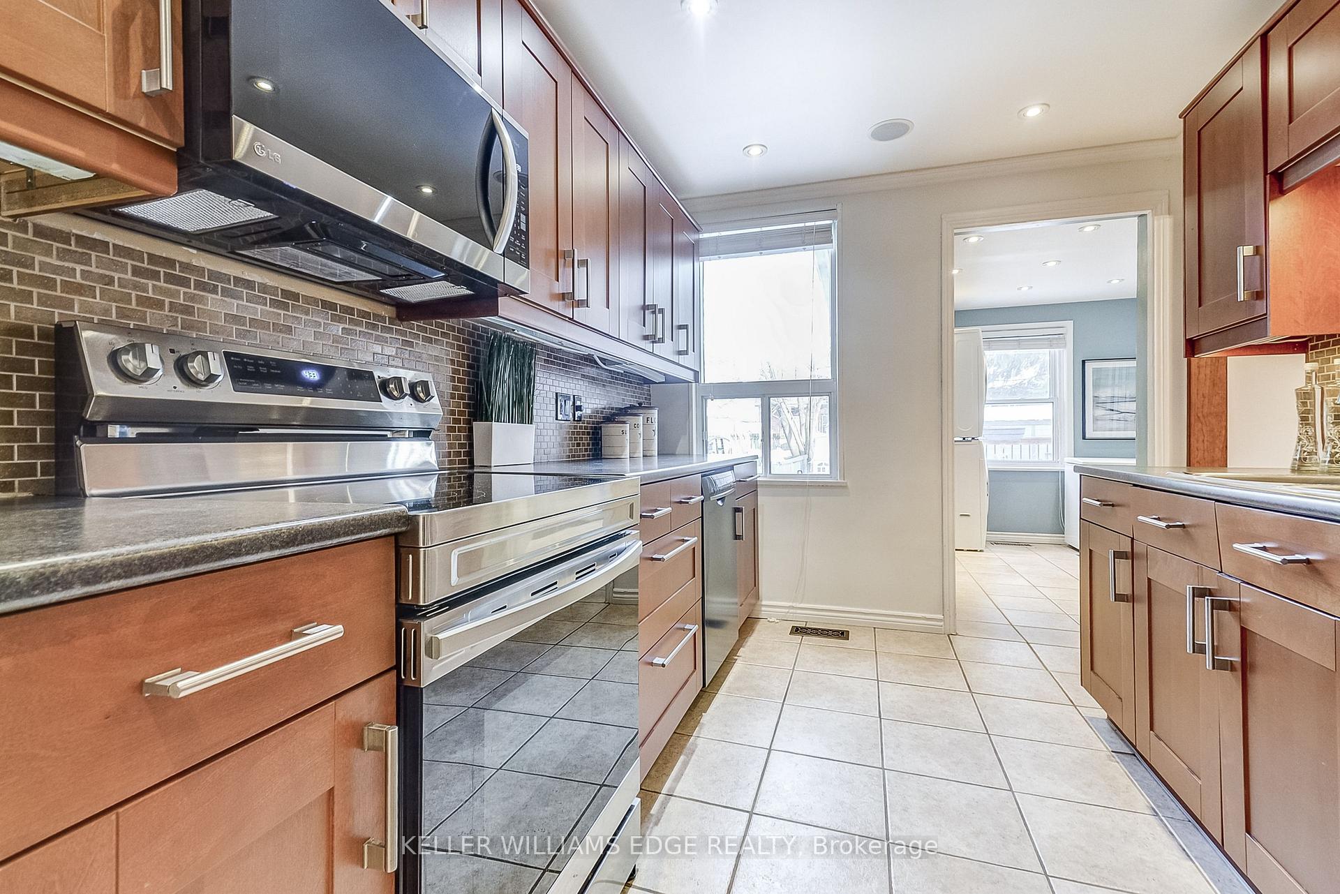 Photo 13 of 29 East 21st Street, Hamilton, Eastmount — HOMEH