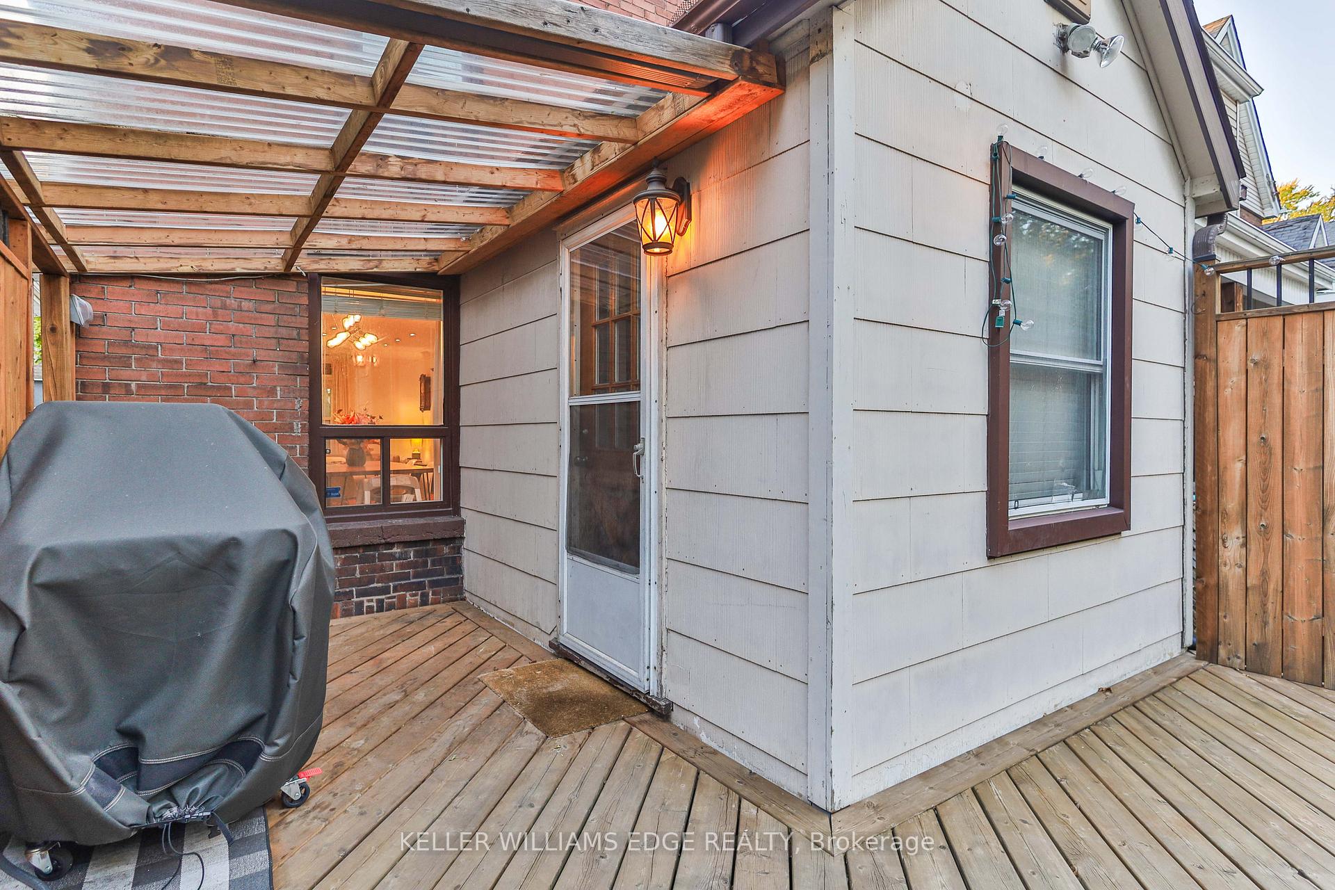 Photo 27 of 29 East 21st Street, Hamilton, Eastmount — HOMEH