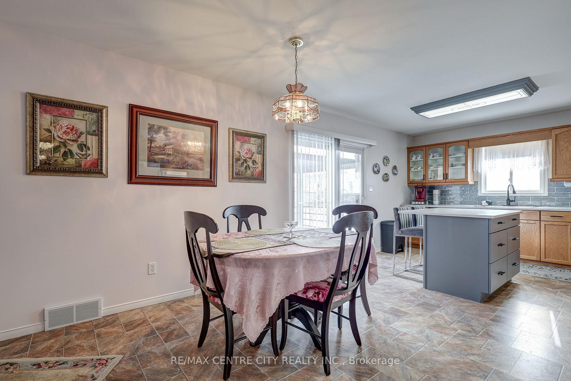 Photo 18 of 11 Lyford Court, St. Thomas — HOMEH