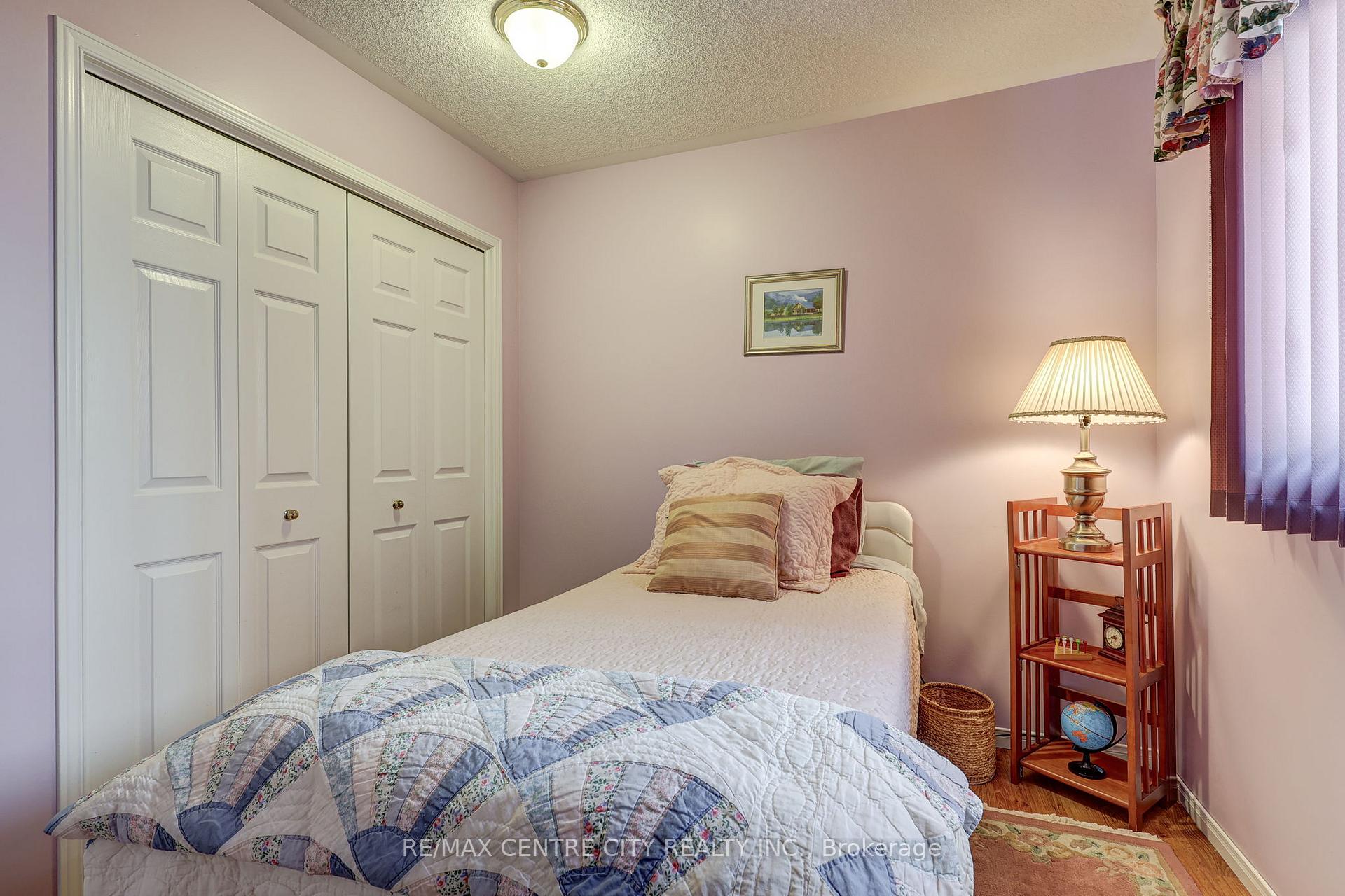 Photo 23 of 11 Lyford Court, St. Thomas — HOMEH