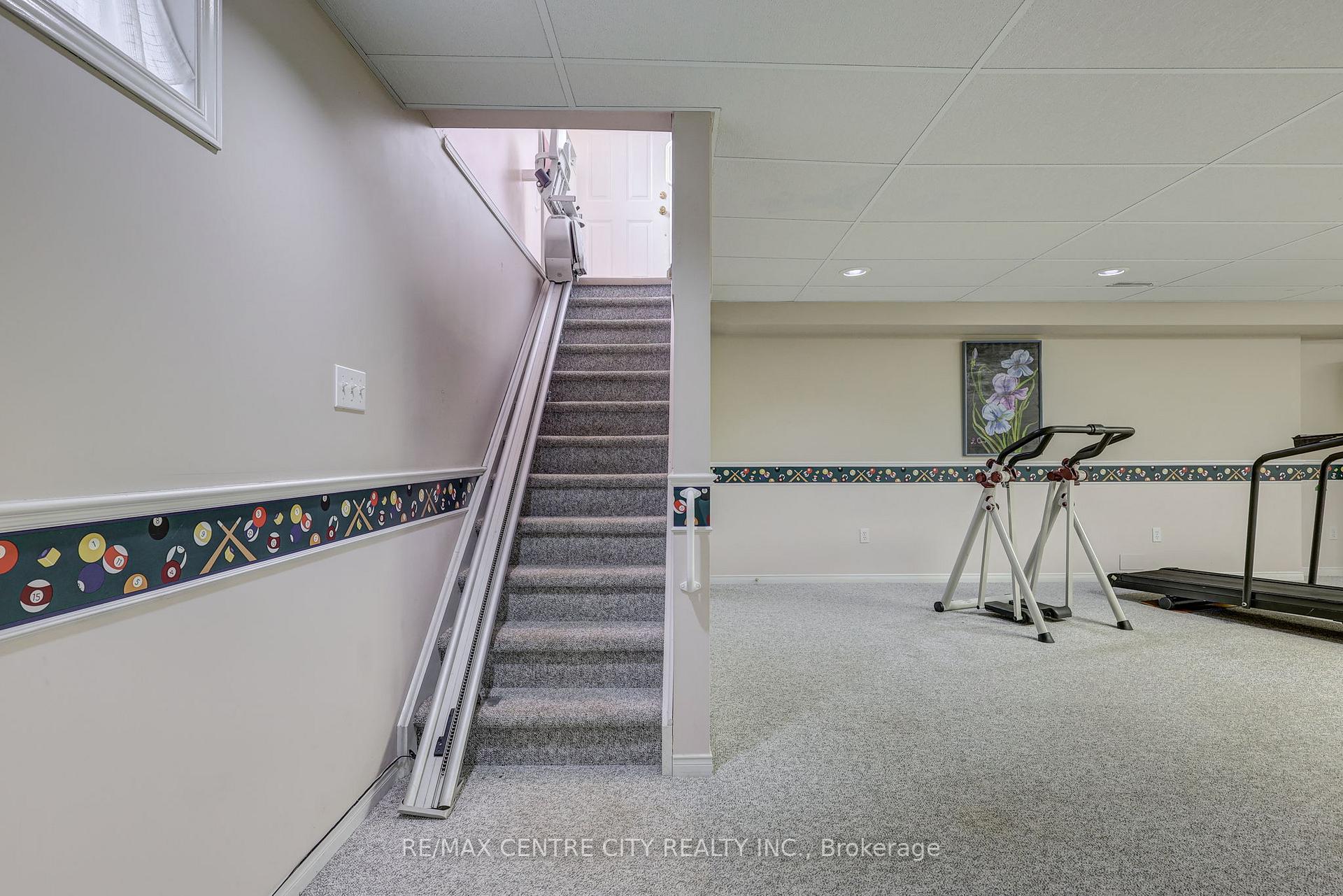 Photo 32 of 11 Lyford Court, St. Thomas — HOMEH