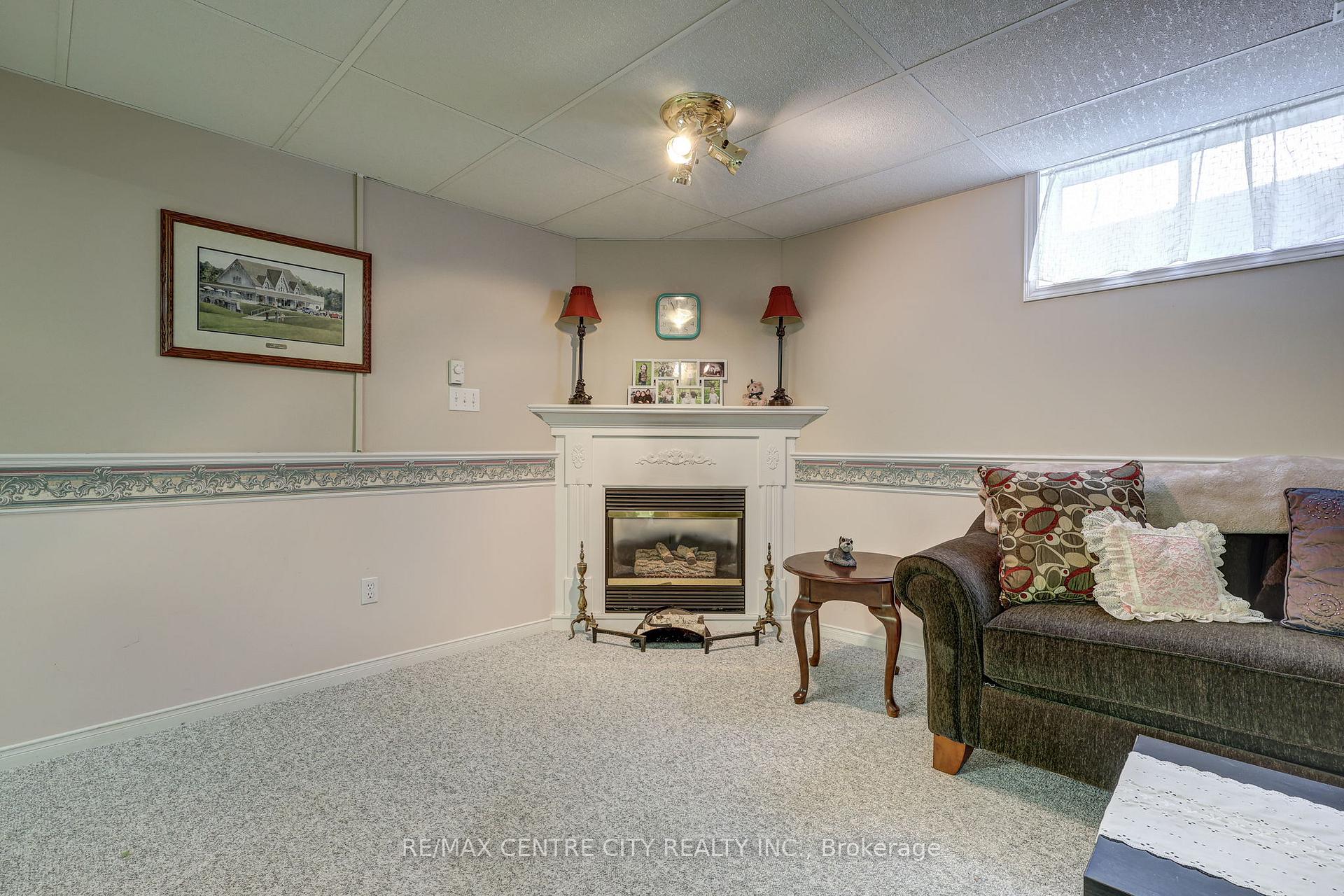 Photo 39 of 11 Lyford Court, St. Thomas — HOMEH