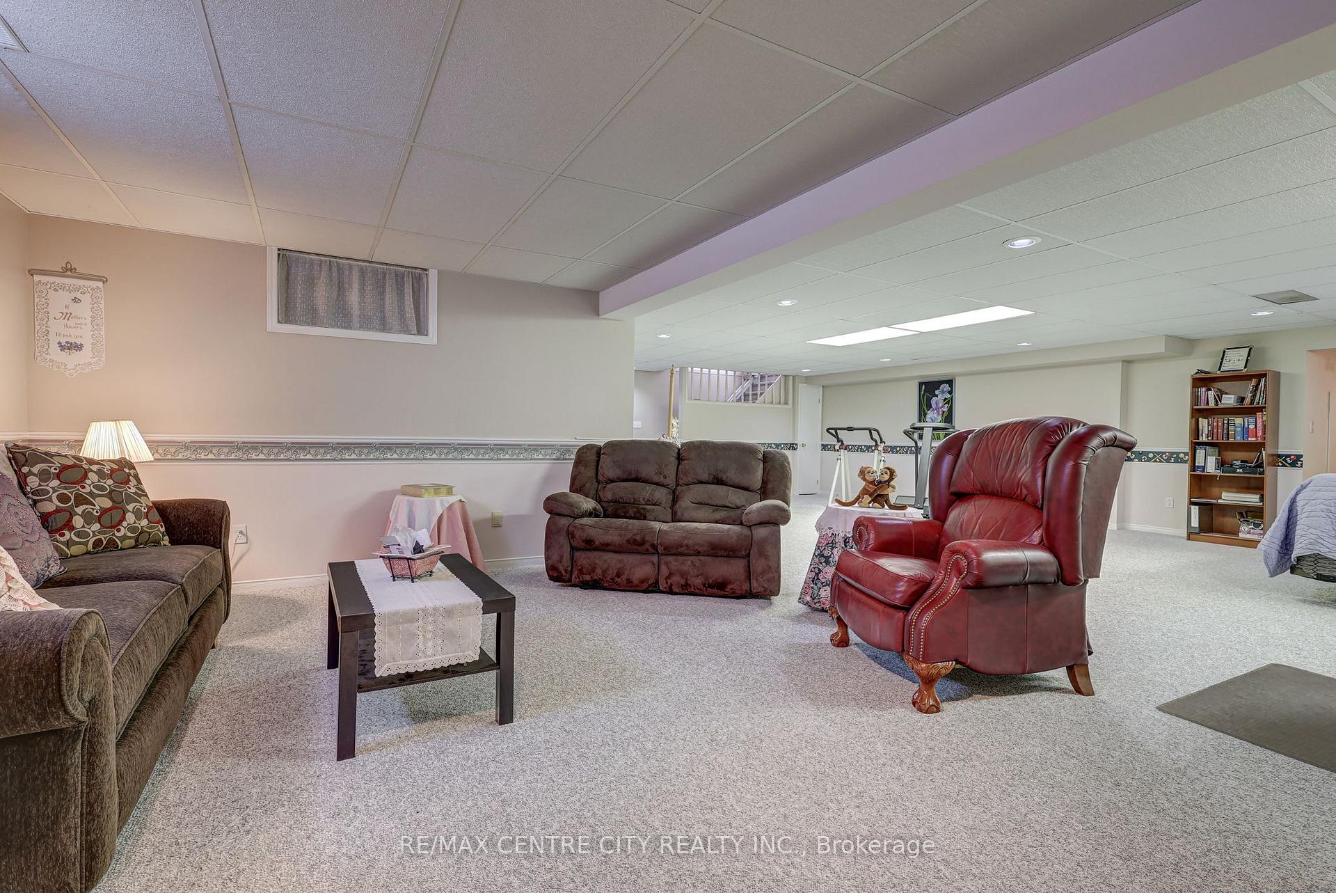 Photo 41 of 11 Lyford Court, St. Thomas — HOMEH