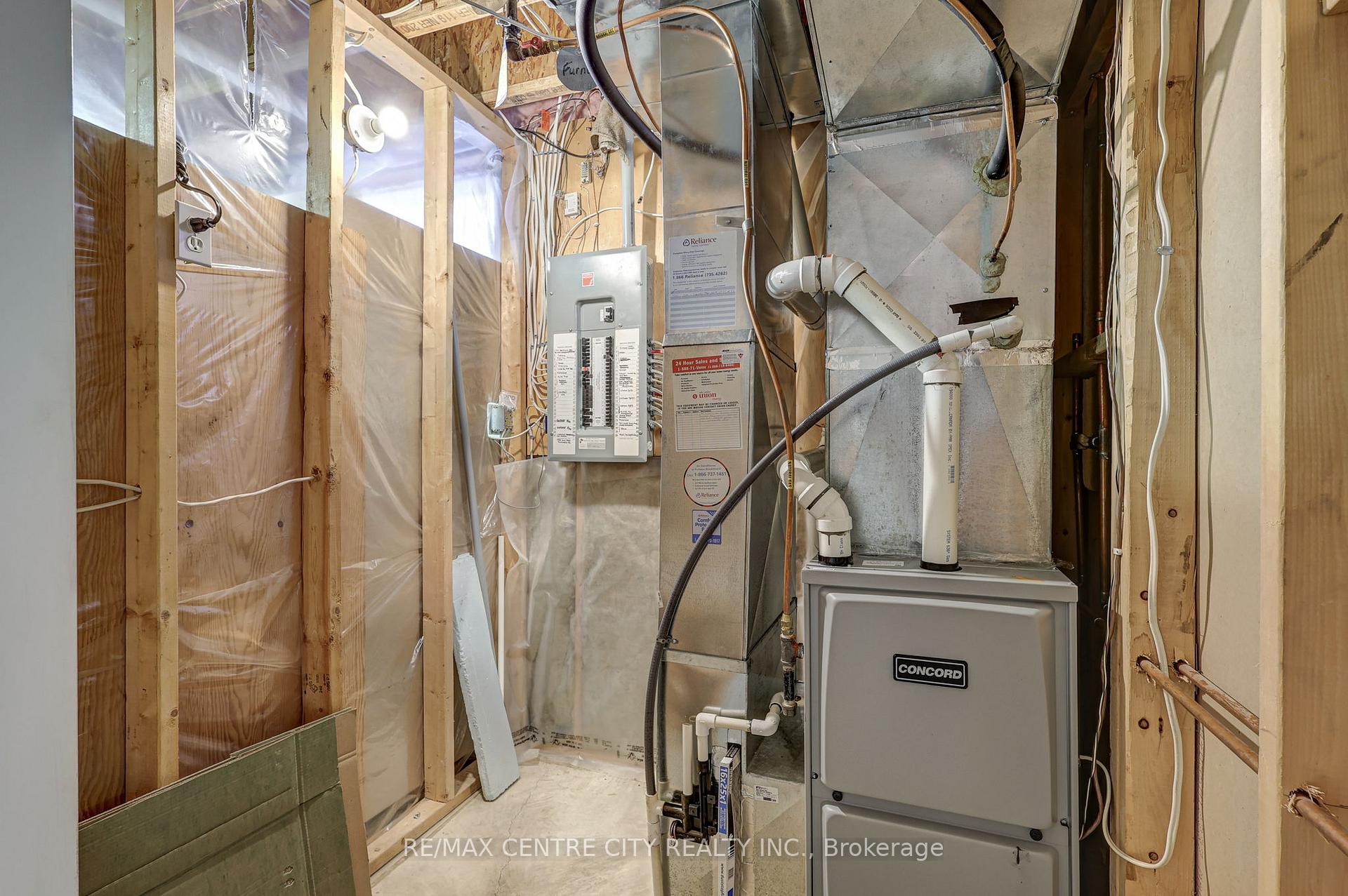 Photo 44 of 11 Lyford Court, St. Thomas — HOMEH
