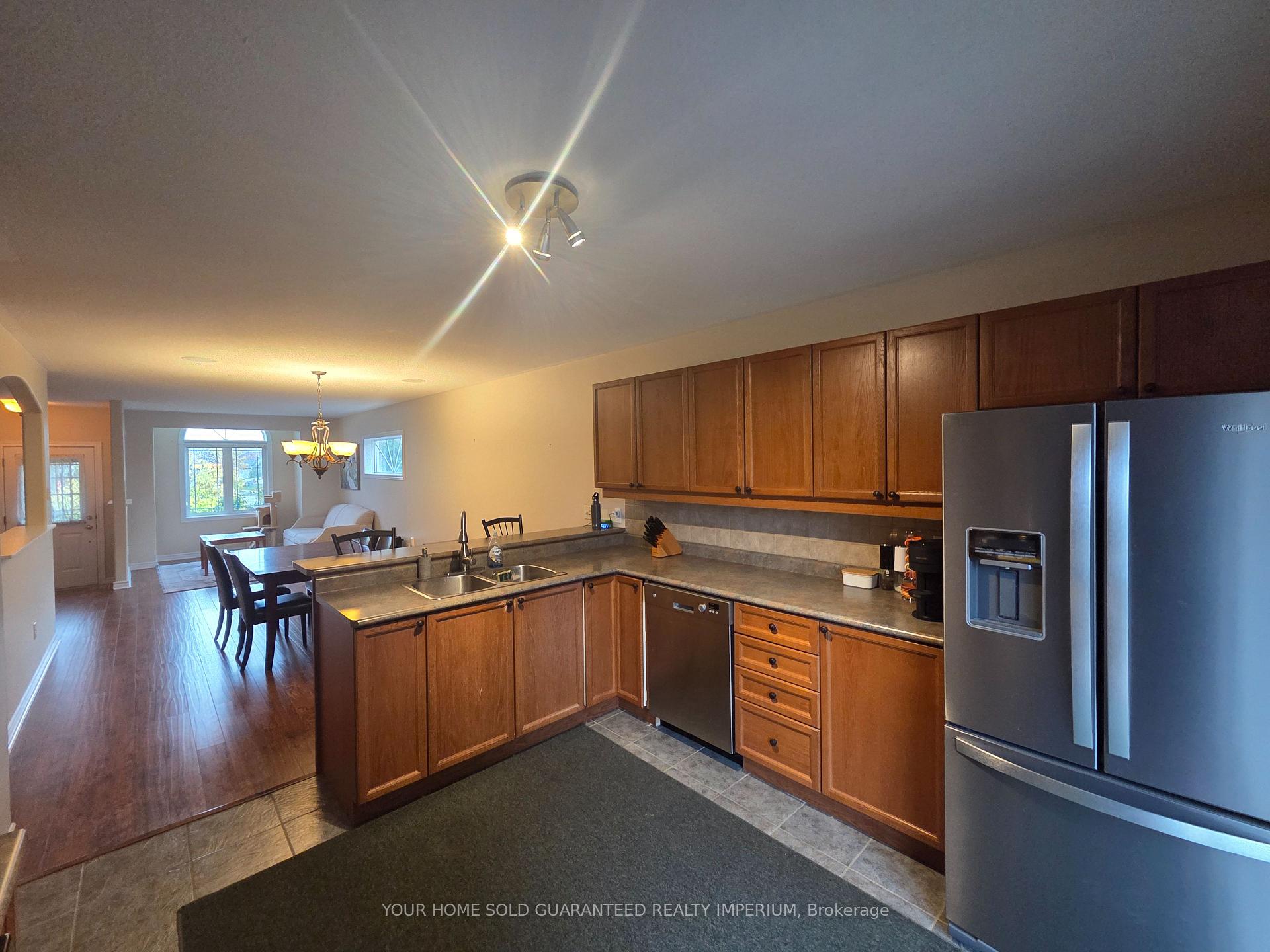 Photo 8 of 52 Fenning Drive, Clarington, Courtice — HOMEH