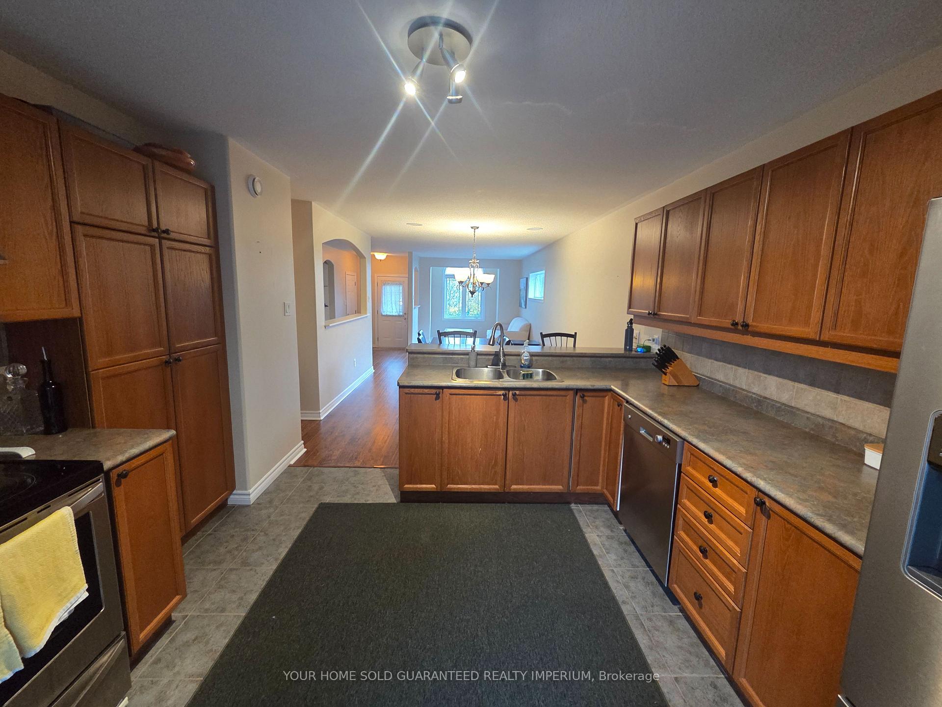 Photo 9 of 52 Fenning Drive, Clarington, Courtice — HOMEH