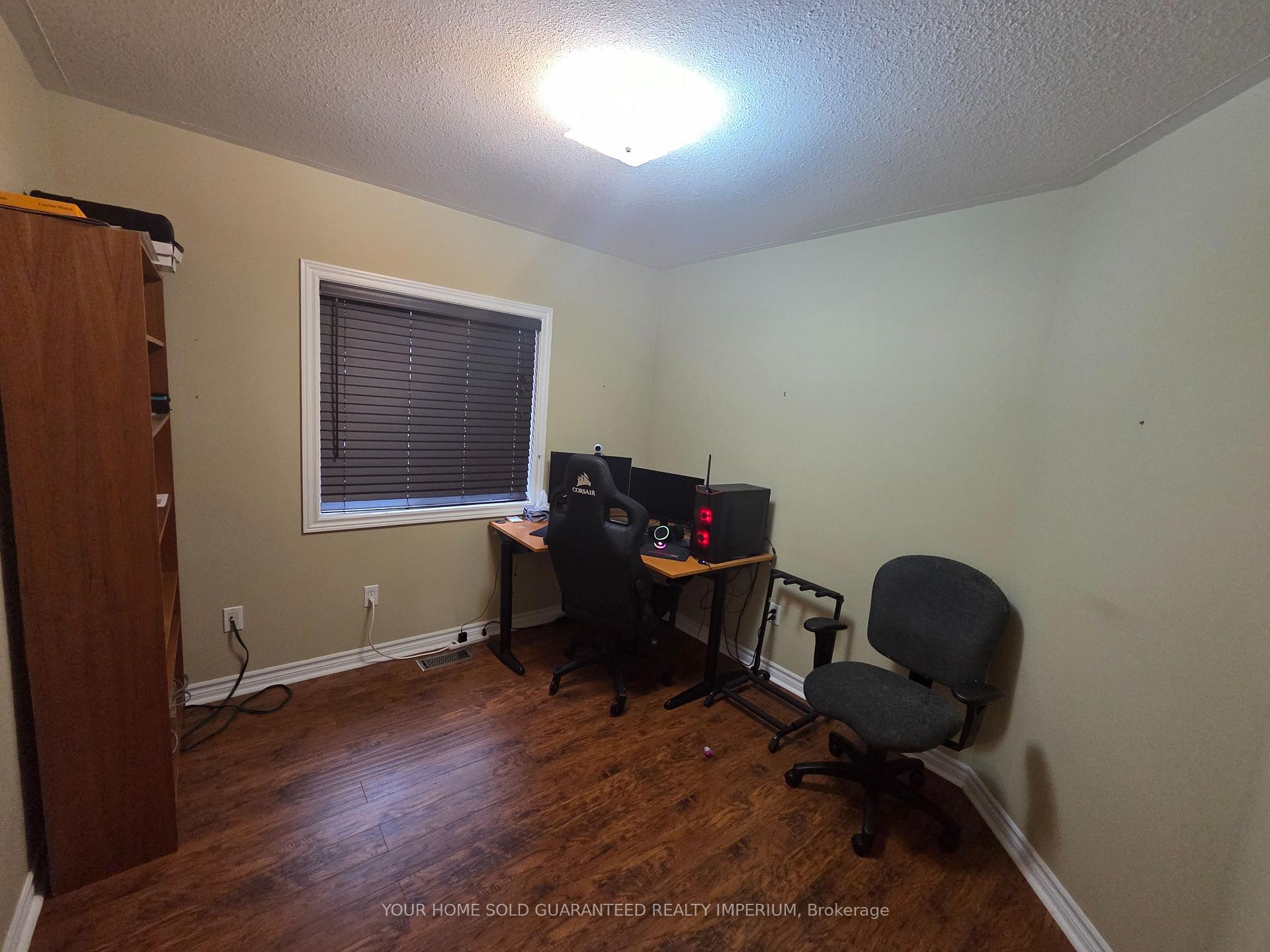 Photo 16 of 52 Fenning Drive, Clarington, Courtice — HOMEH
