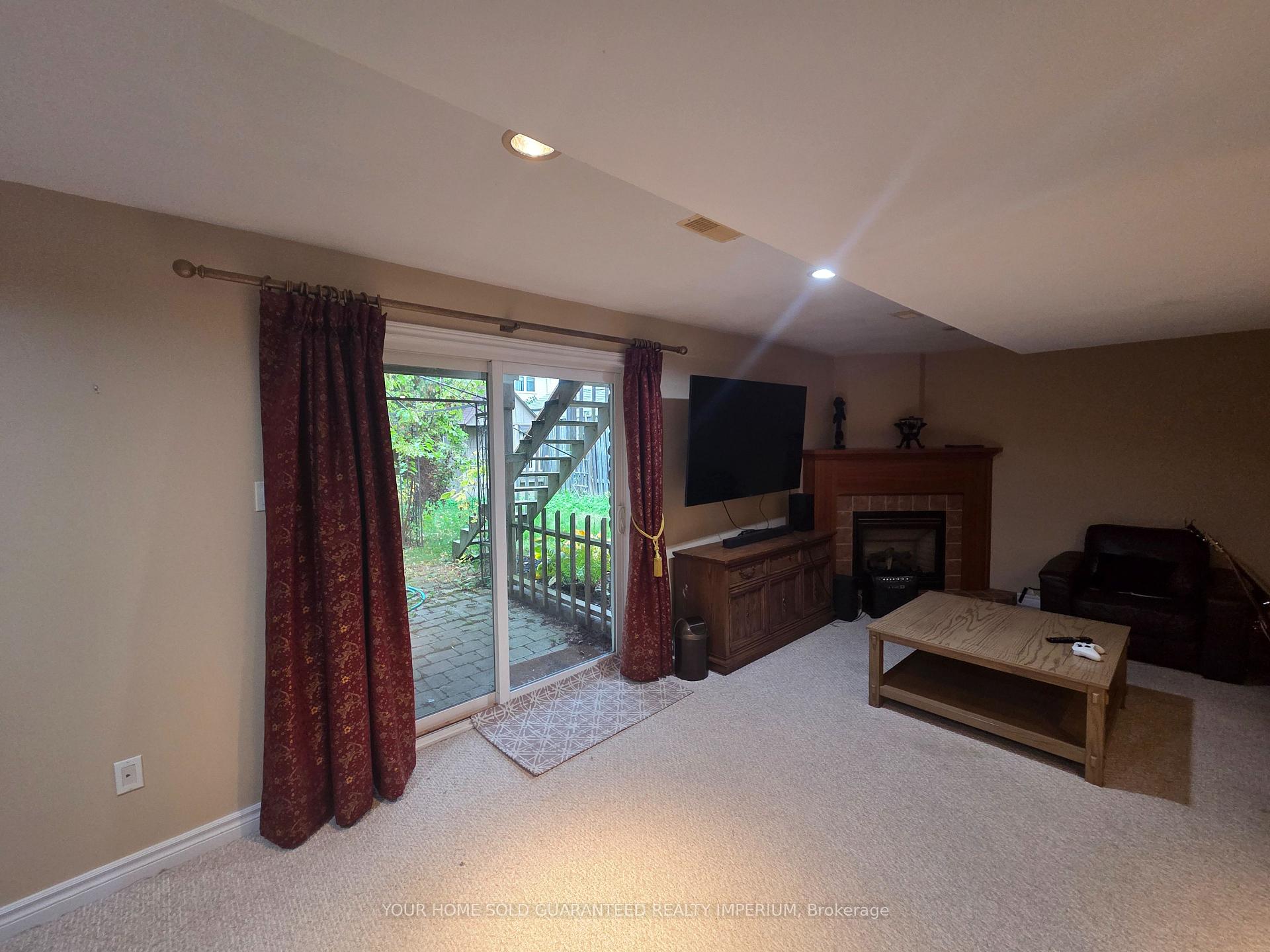 Photo 17 of 52 Fenning Drive, Clarington, Courtice — HOMEH