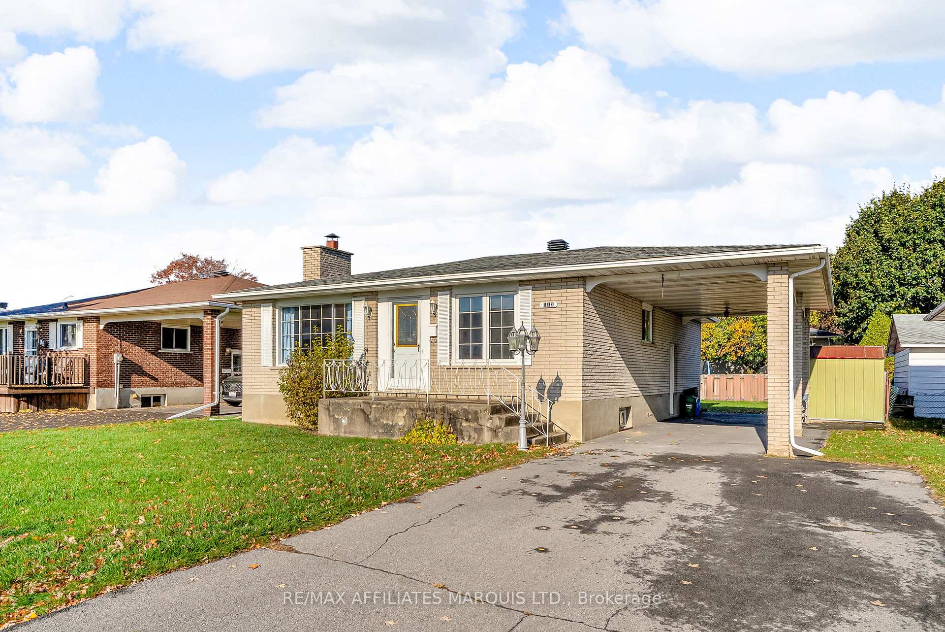 Photo 2 of 113 Vimy Avenue, Cornwall — HOMEH