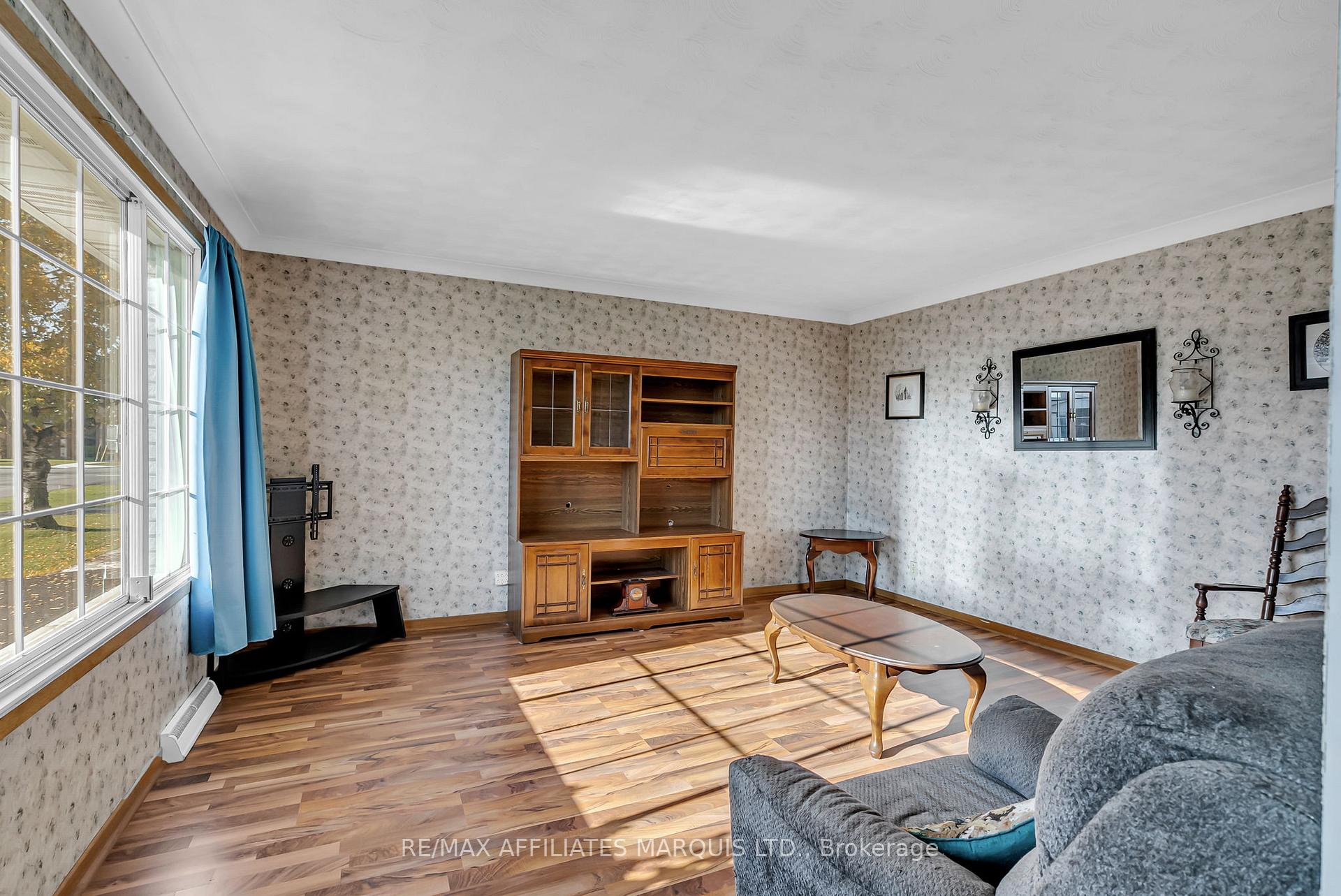 Photo 4 of 113 Vimy Avenue, Cornwall — HOMEH