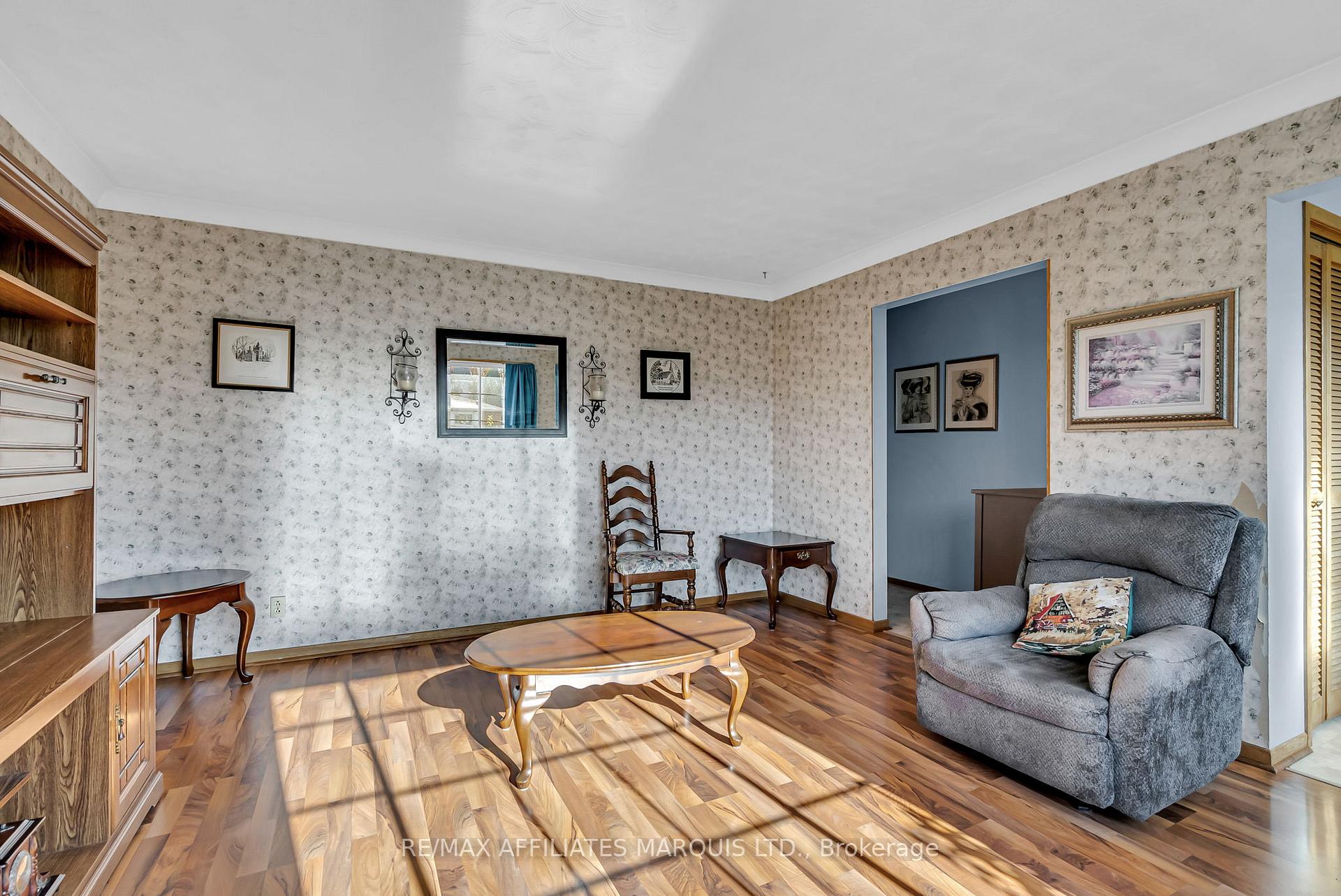 Photo 5 of 113 Vimy Avenue, Cornwall — HOMEH