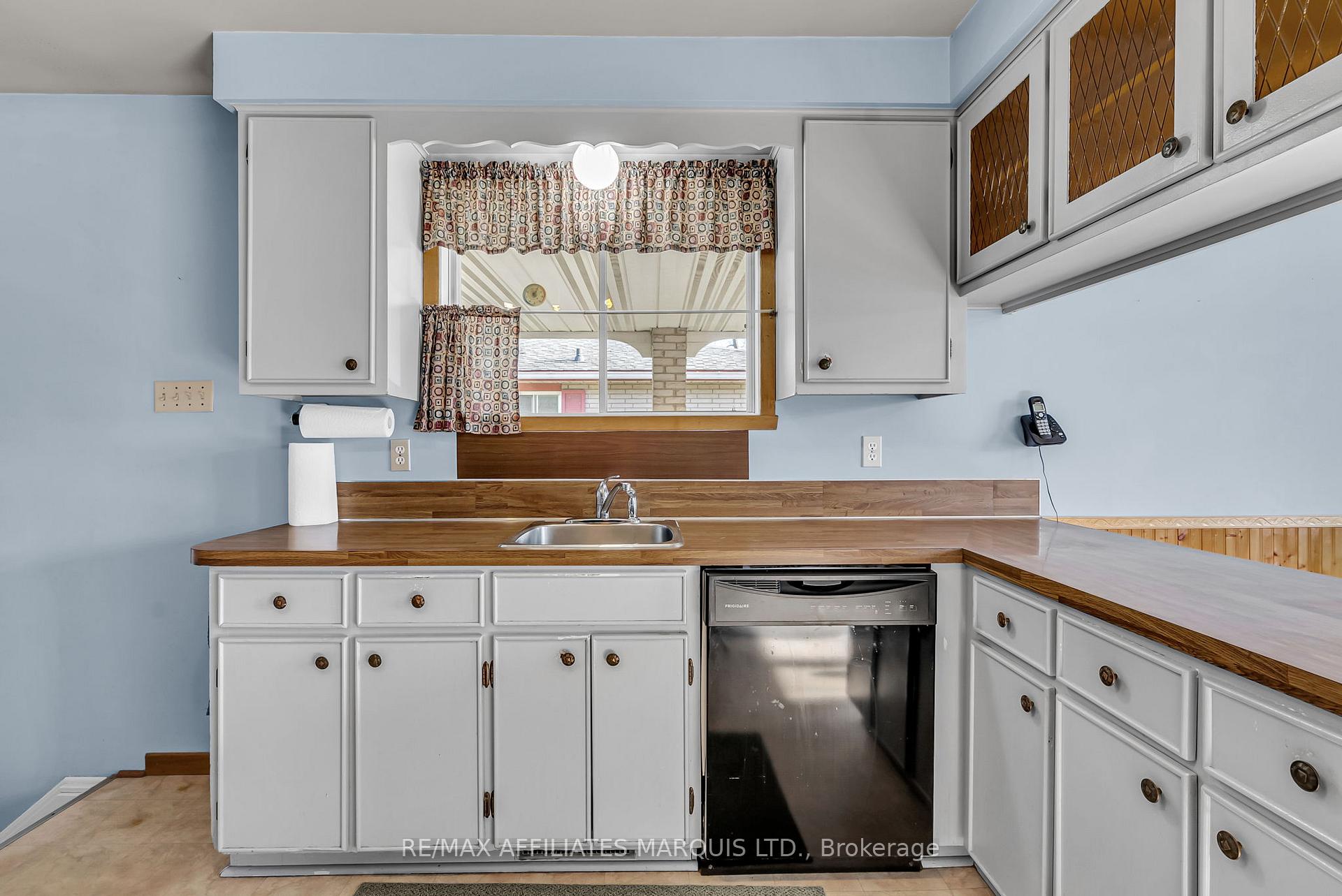 Photo 7 of 113 Vimy Avenue, Cornwall — HOMEH