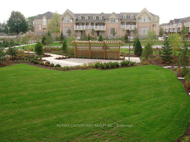 Photo 1 of Unit 206, 33 Cox Boulevard, Markham, Unionville — HOMEH