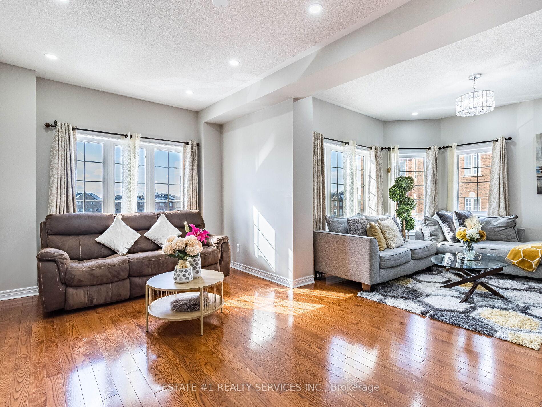 Photo 18 of 3 October Place, Brampton, Bram West — HOMEH