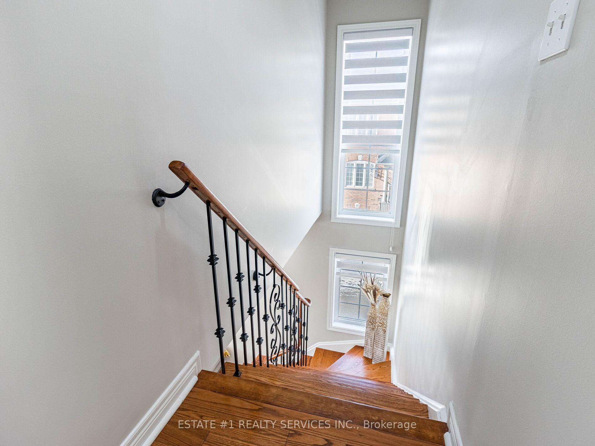 Photo 25 of 3 October Place, Brampton, Bram West — HOMEH