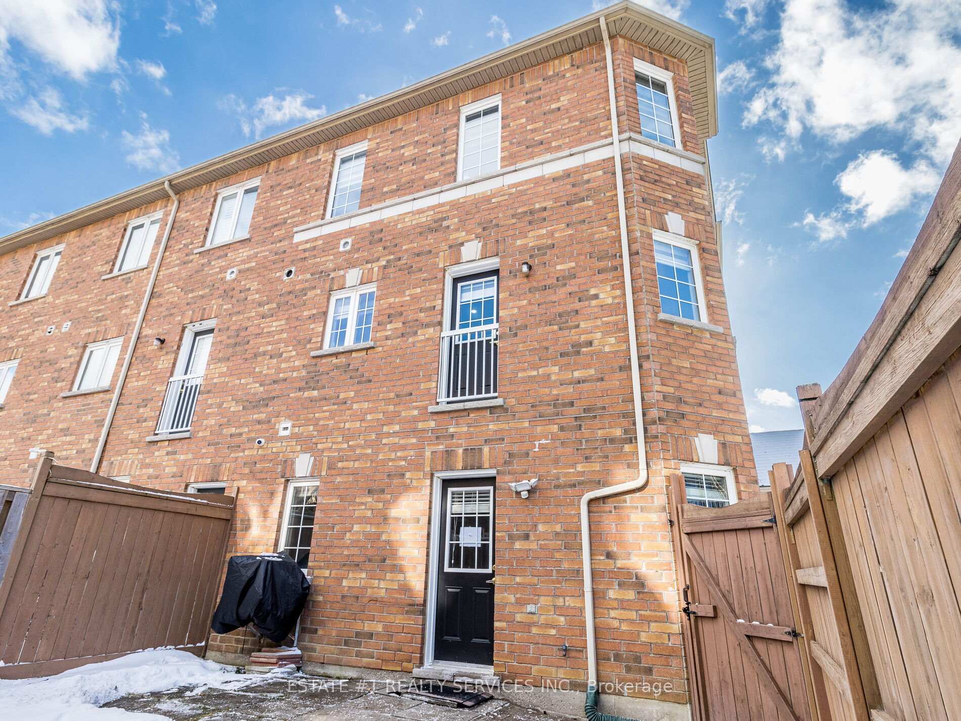 Photo 38 of 3 October Place, Brampton, Bram West — HOMEH