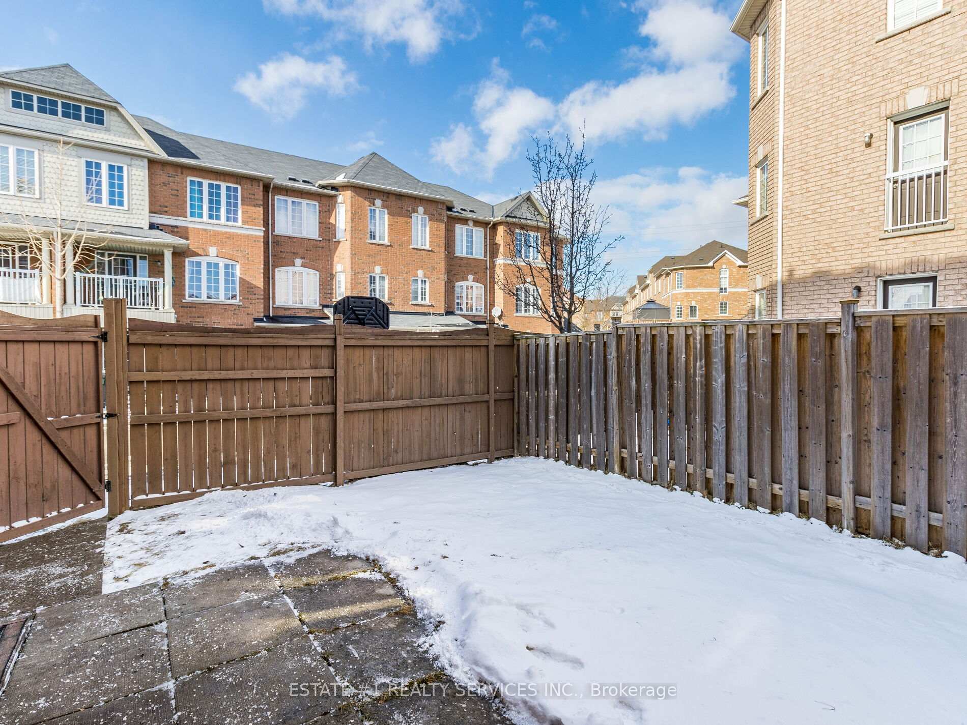Photo 40 of 3 October Place, Brampton, Bram West — HOMEH