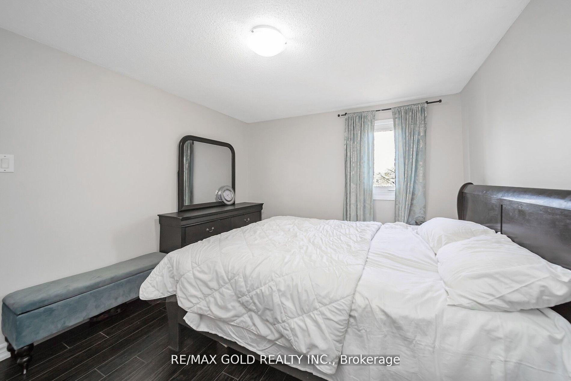 Photo 18 of 167 Ecclestone Drive, Brampton, Brampton West — HOMEH