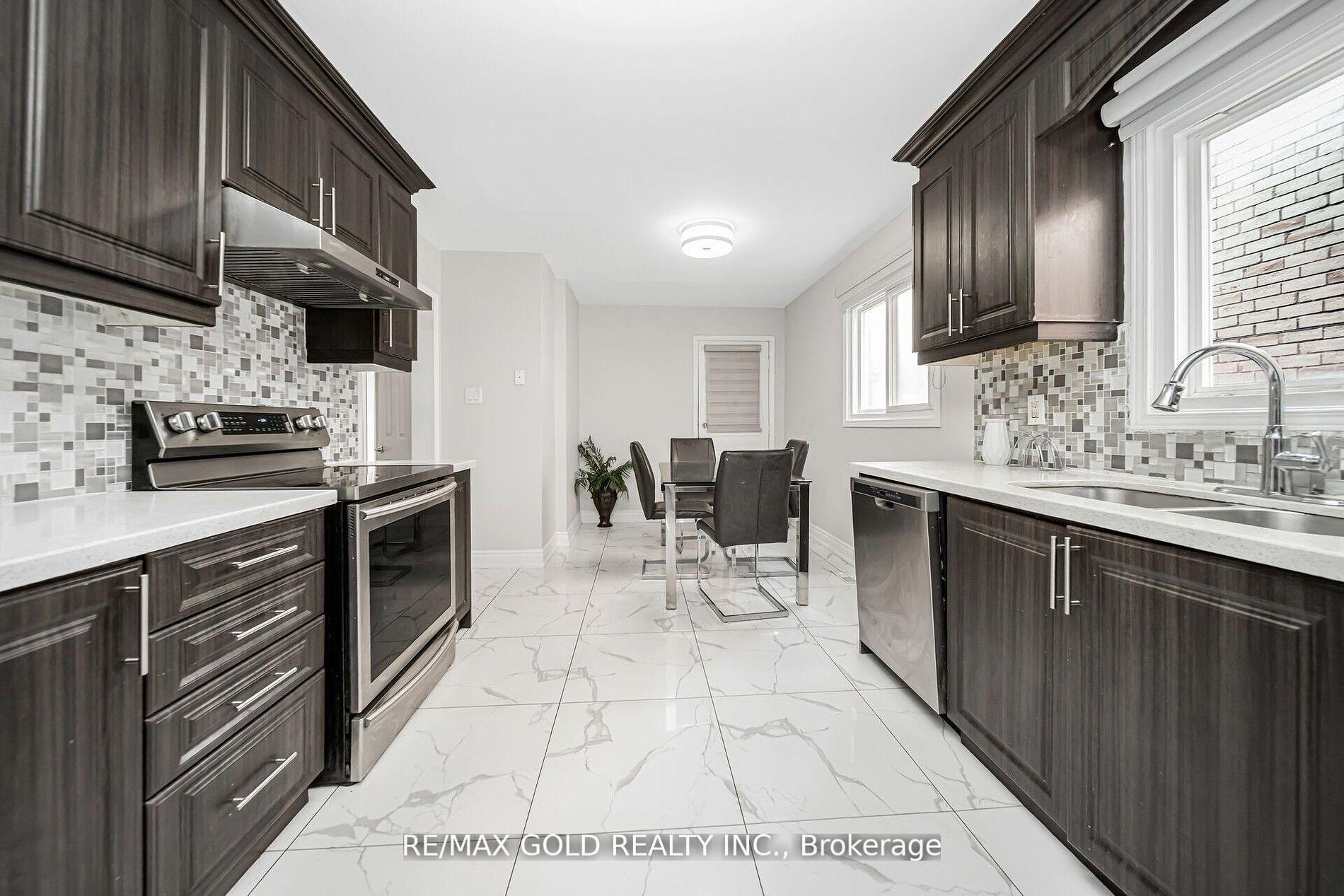 Photo 37 of 167 Ecclestone Drive, Brampton, Brampton West — HOMEH
