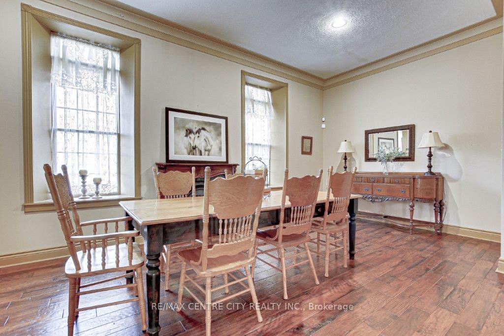 Photo 19 of 21 Parkside Drive, St. Thomas — HOMEH