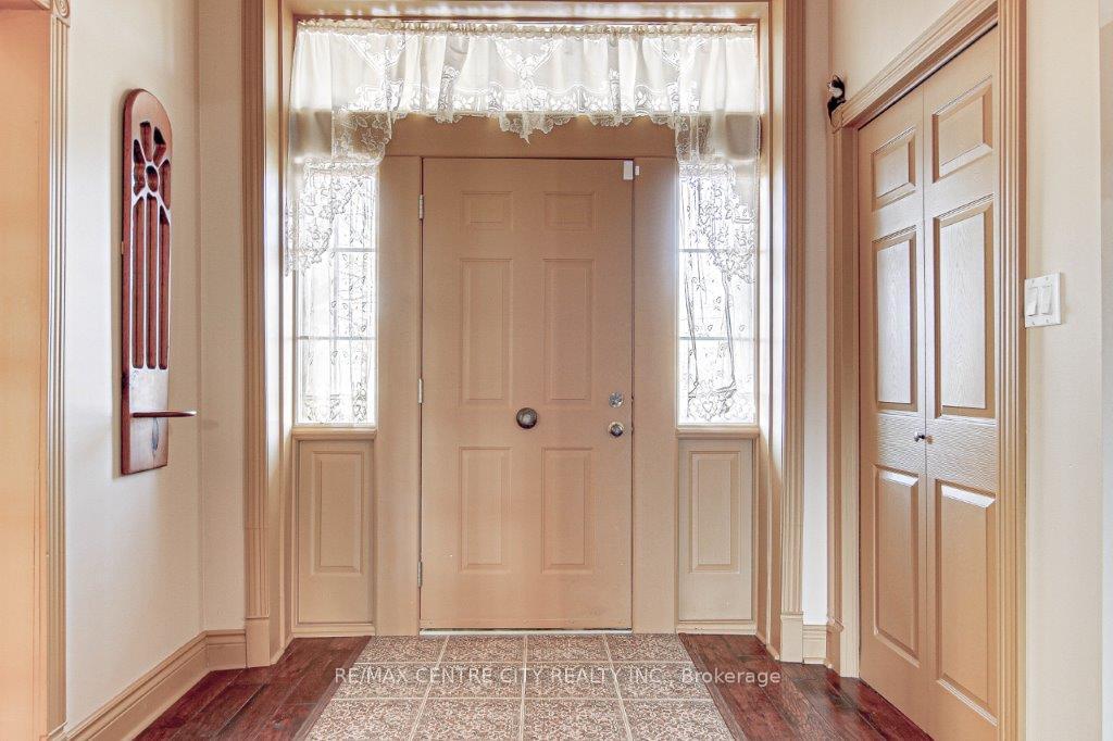 Photo 20 of 21 Parkside Drive, St. Thomas — HOMEH