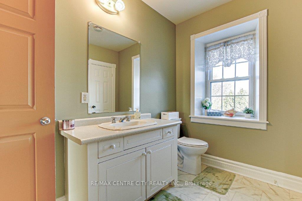 Photo 24 of 21 Parkside Drive, St. Thomas — HOMEH