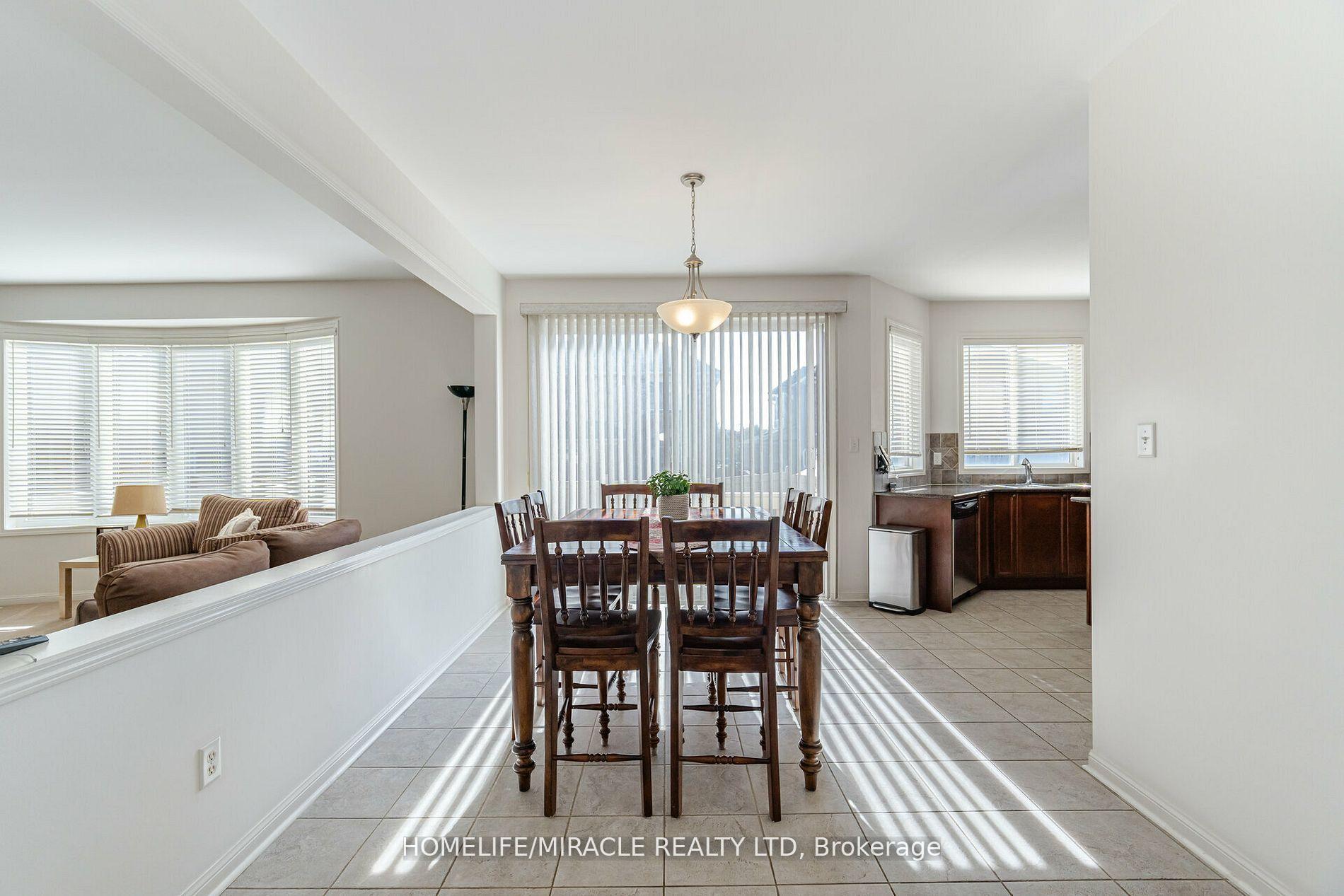 Photo 13 of 5 Valleywest Road, Brampton, Vales of Castlemore — HOMEH