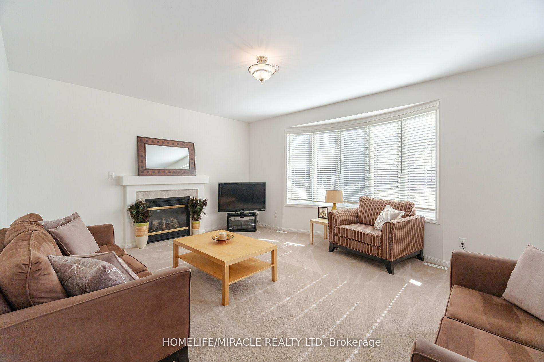 Photo 14 of 5 Valleywest Road, Brampton, Vales of Castlemore — HOMEH